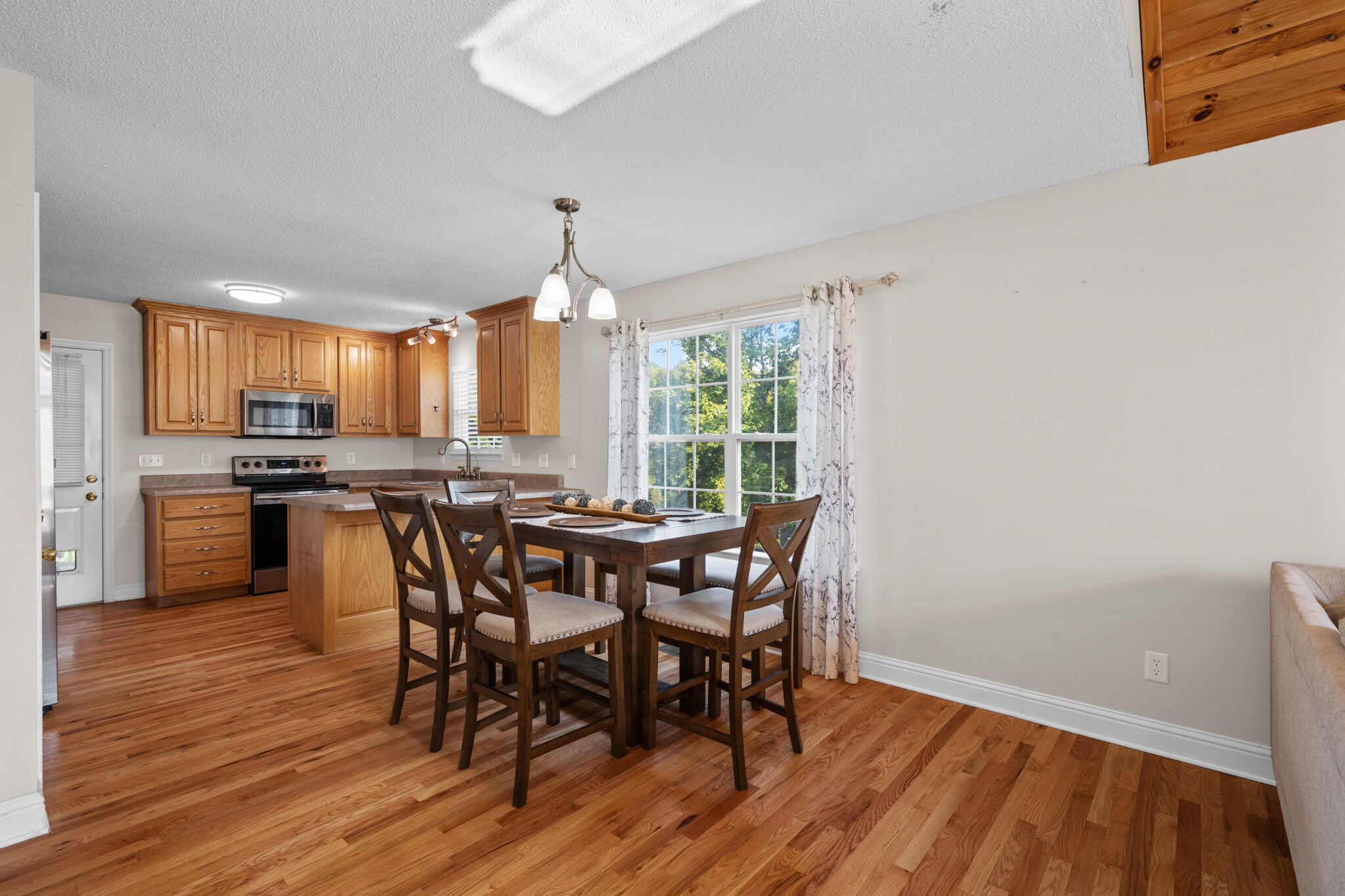 9038 Faith Hill Lane