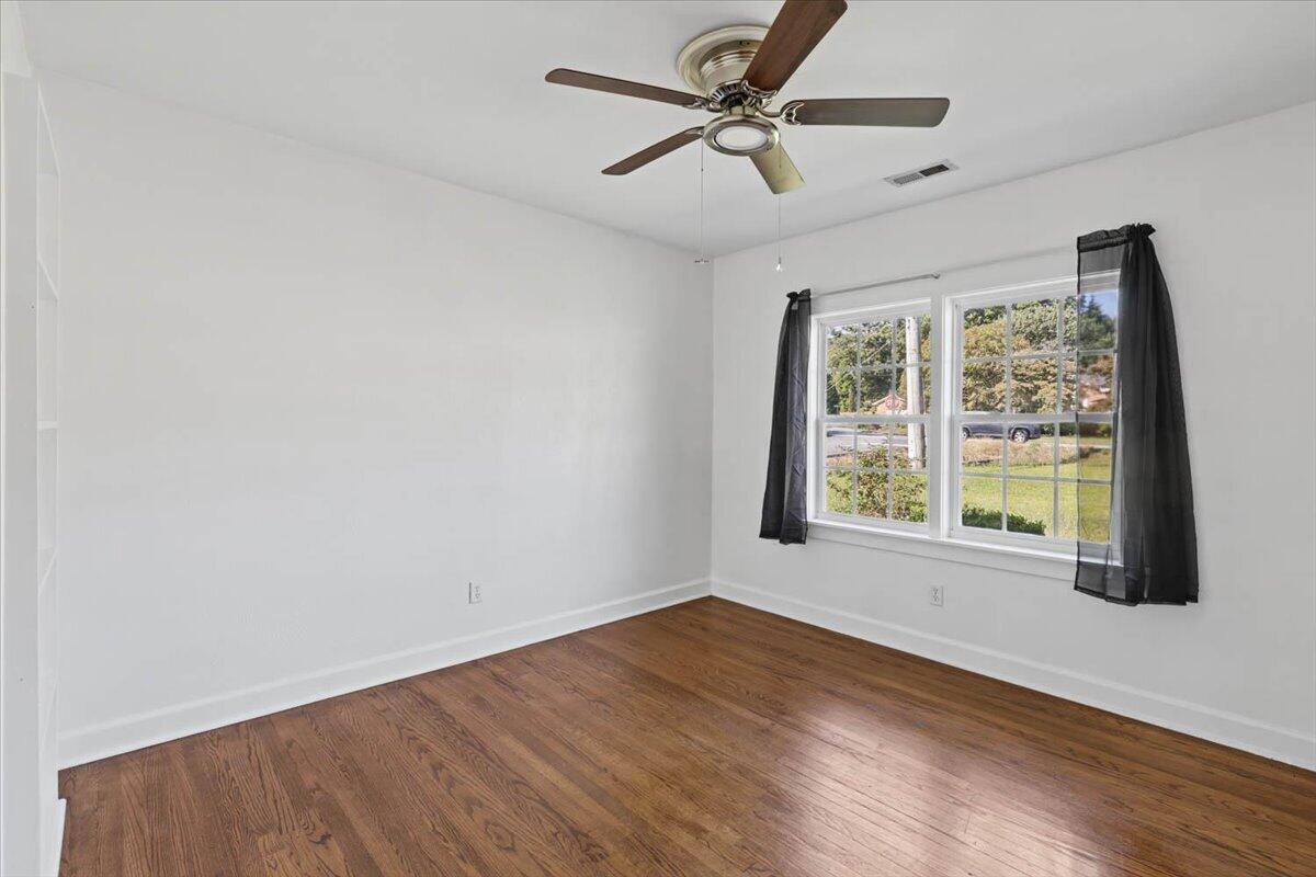 1236 S Seminole Drive