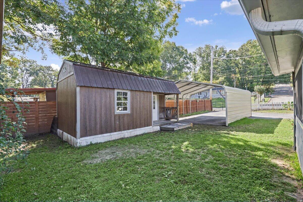 1236 S Seminole Drive