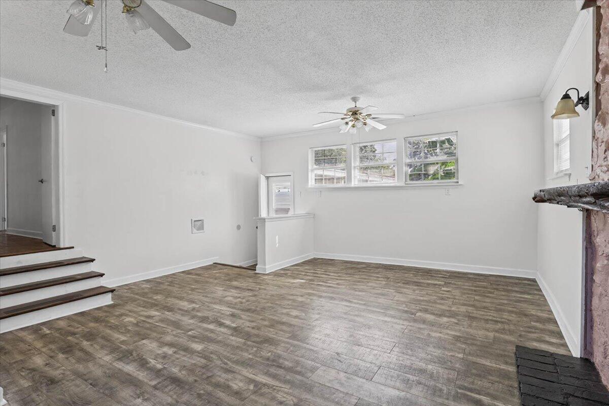 1236 S Seminole Drive