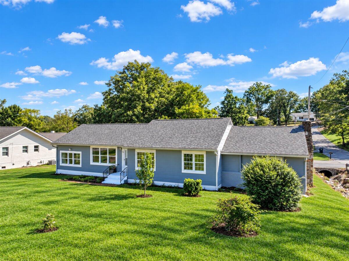 1236 S Seminole Drive