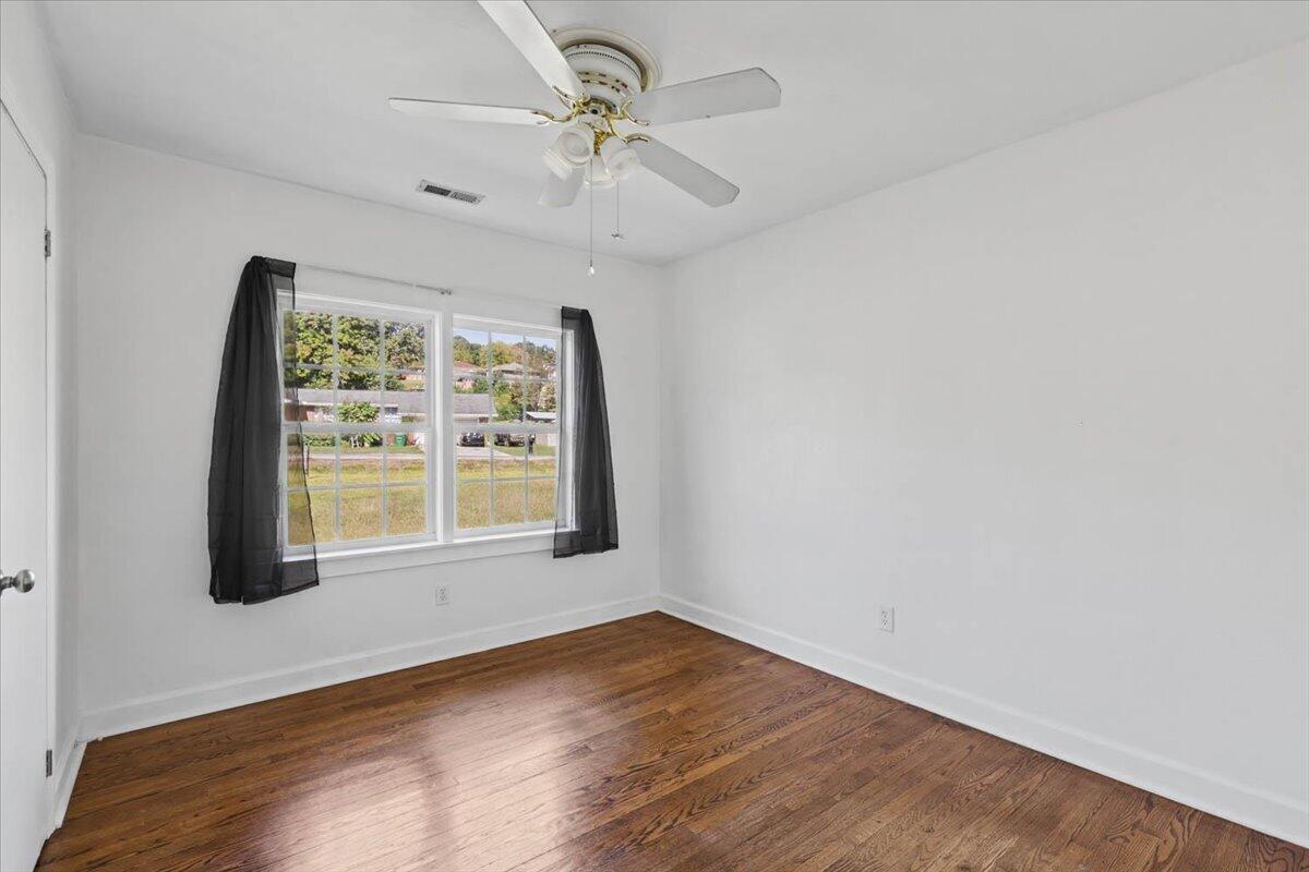 1236 S Seminole Drive
