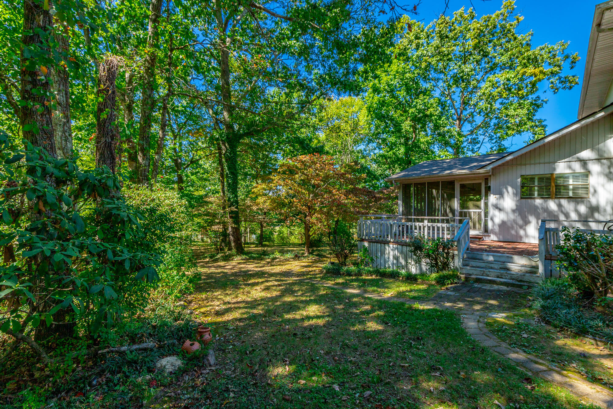 9013 Brow Lake Road