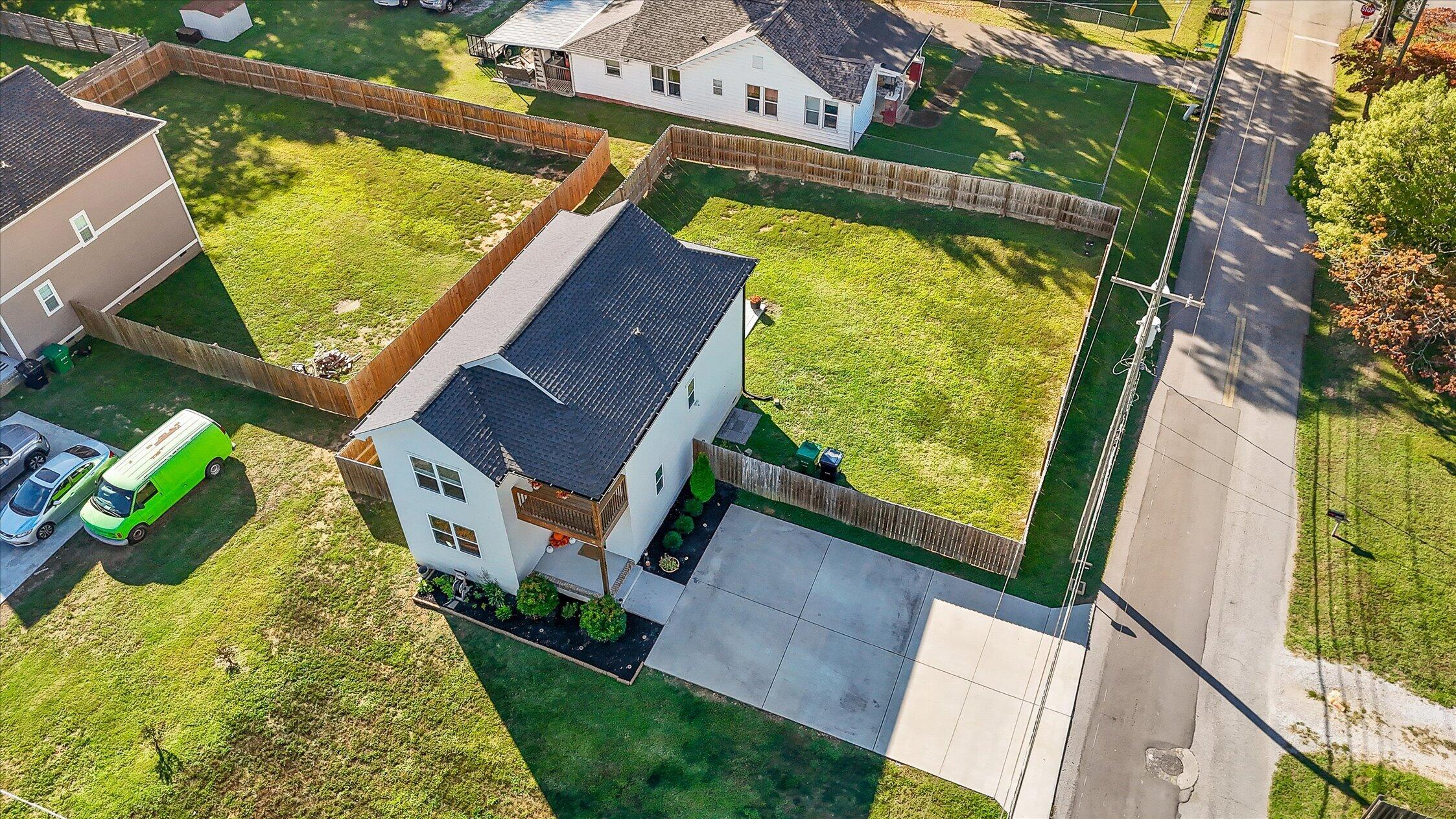 1603 Barry Road