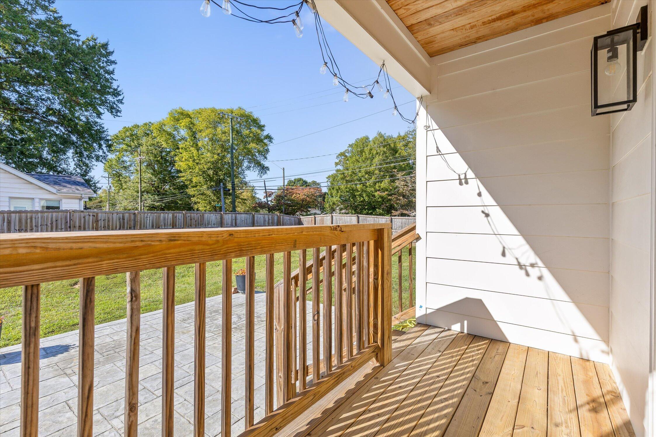 1603 Barry Road
