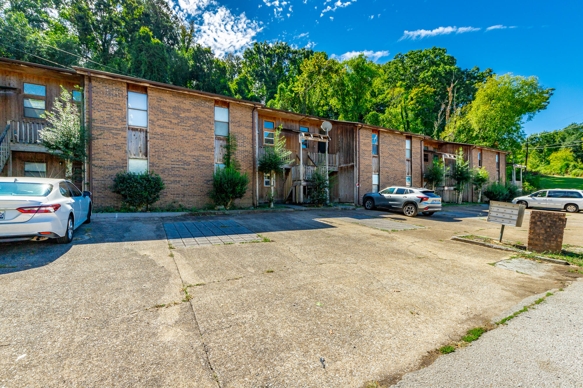 3800 Provence Street, 4
