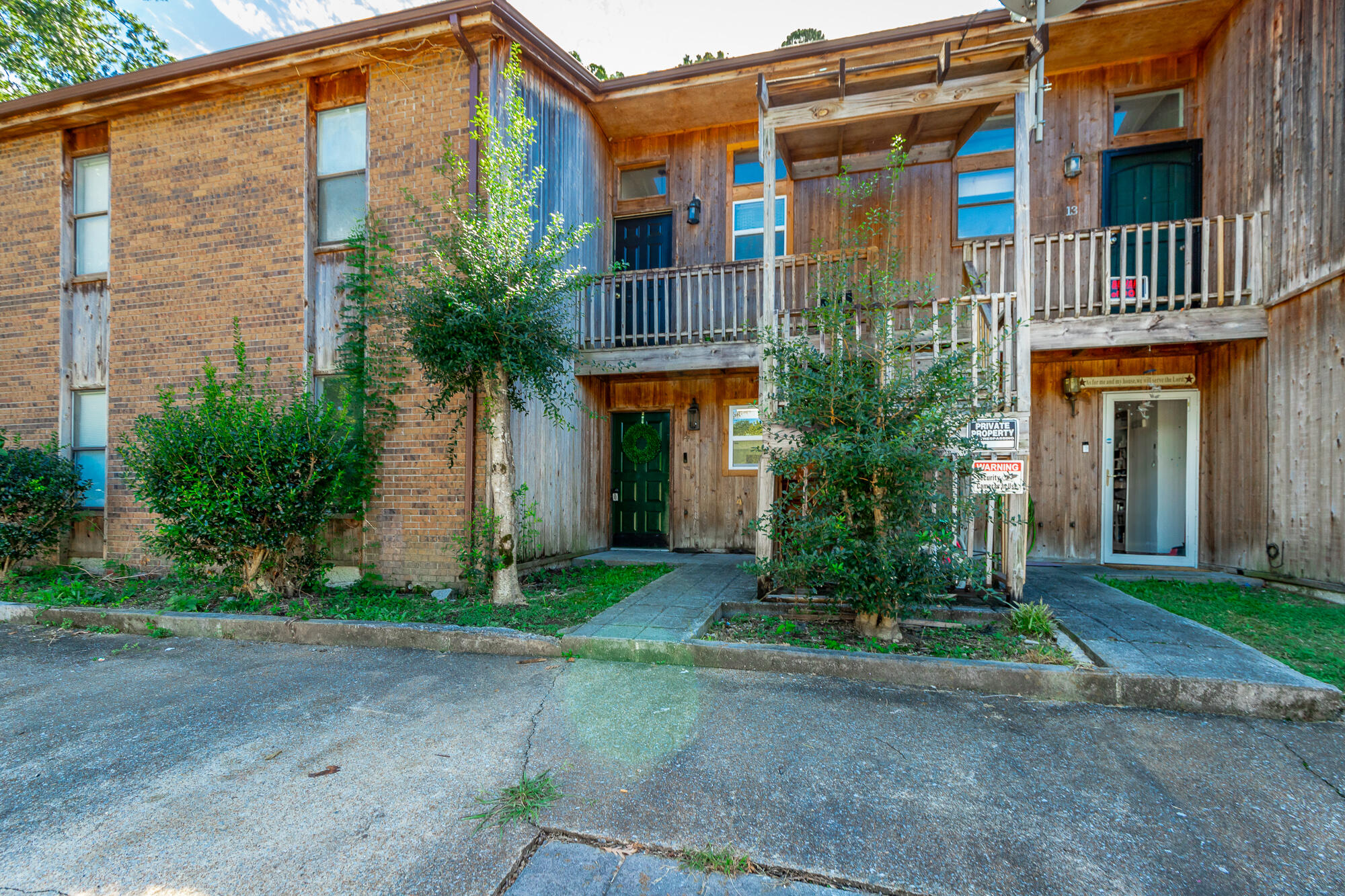 3800 Provence Street, 4