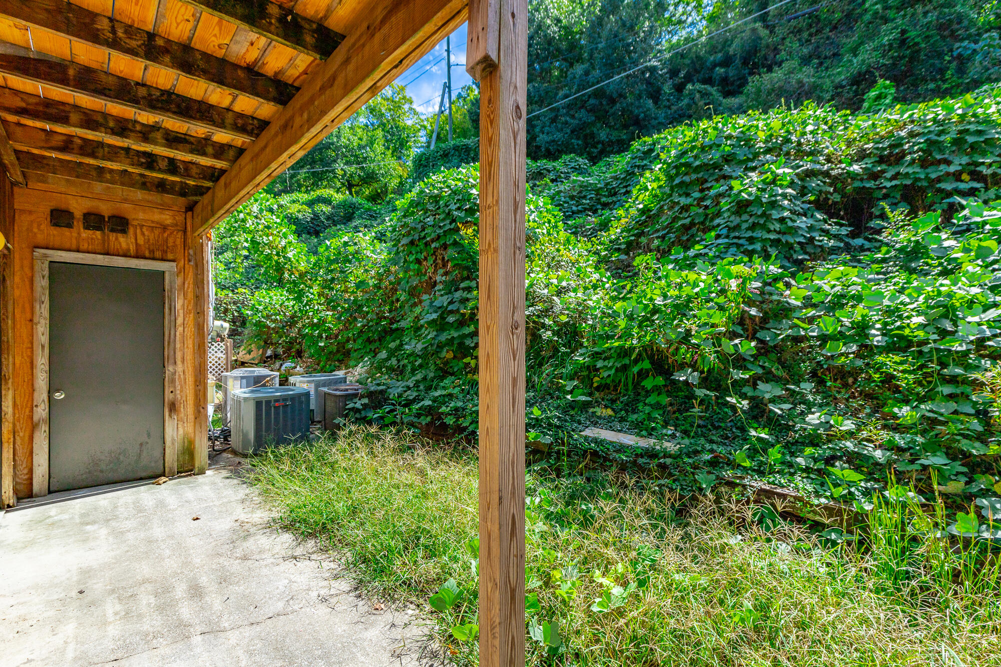 3800 Provence Street, 4