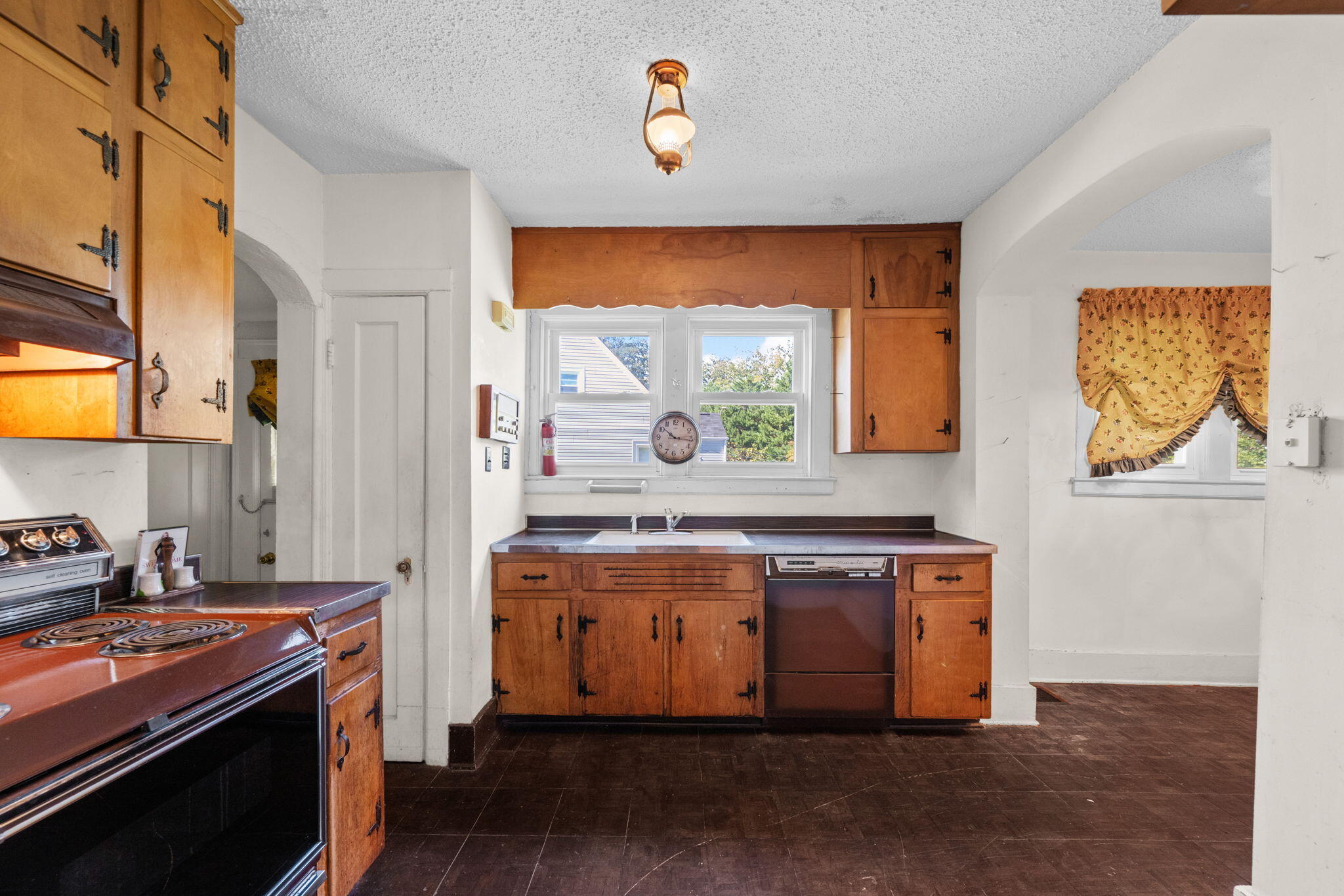 1621 S Rugby Place