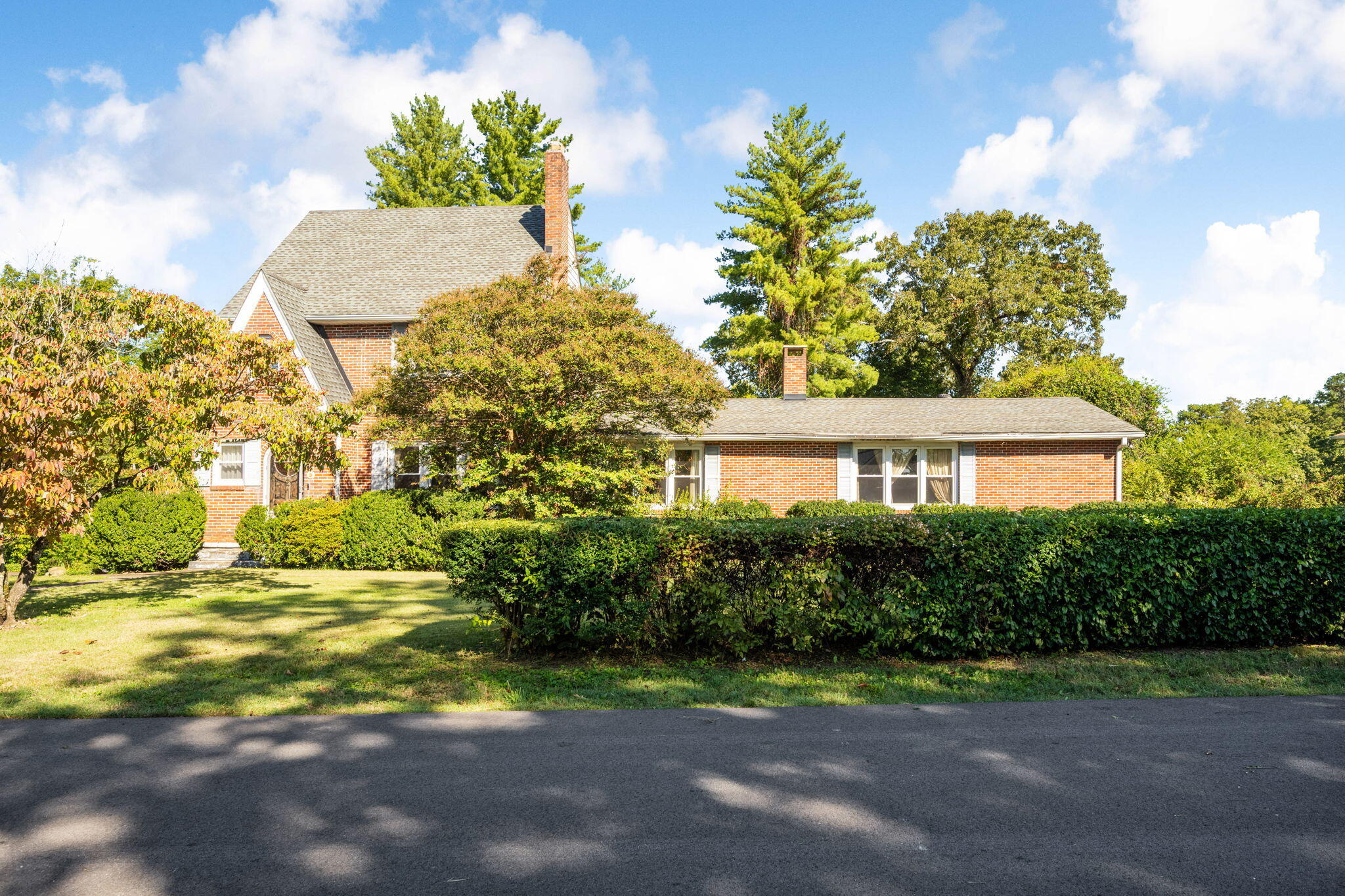 1621 S Rugby Place