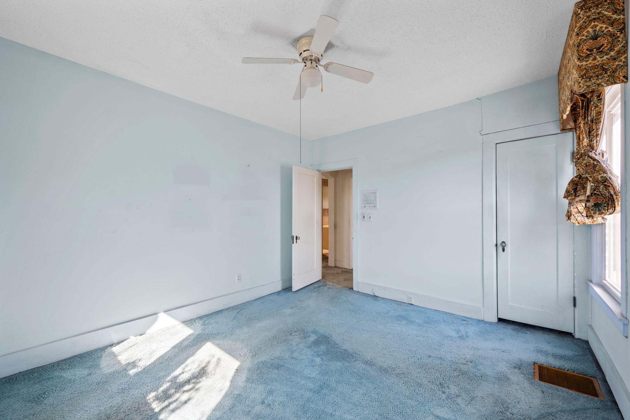 1621 S Rugby Place
