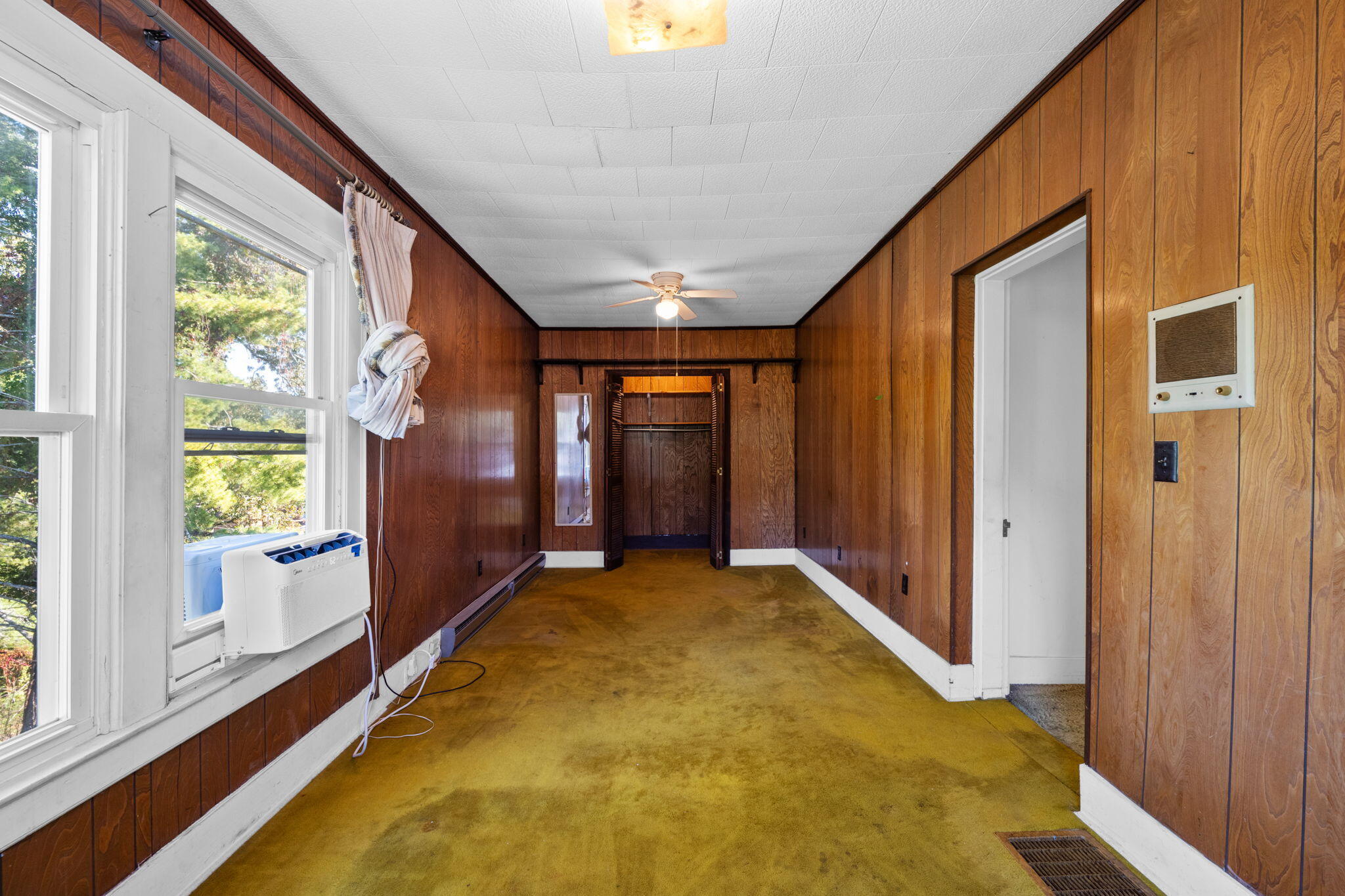 1621 S Rugby Place