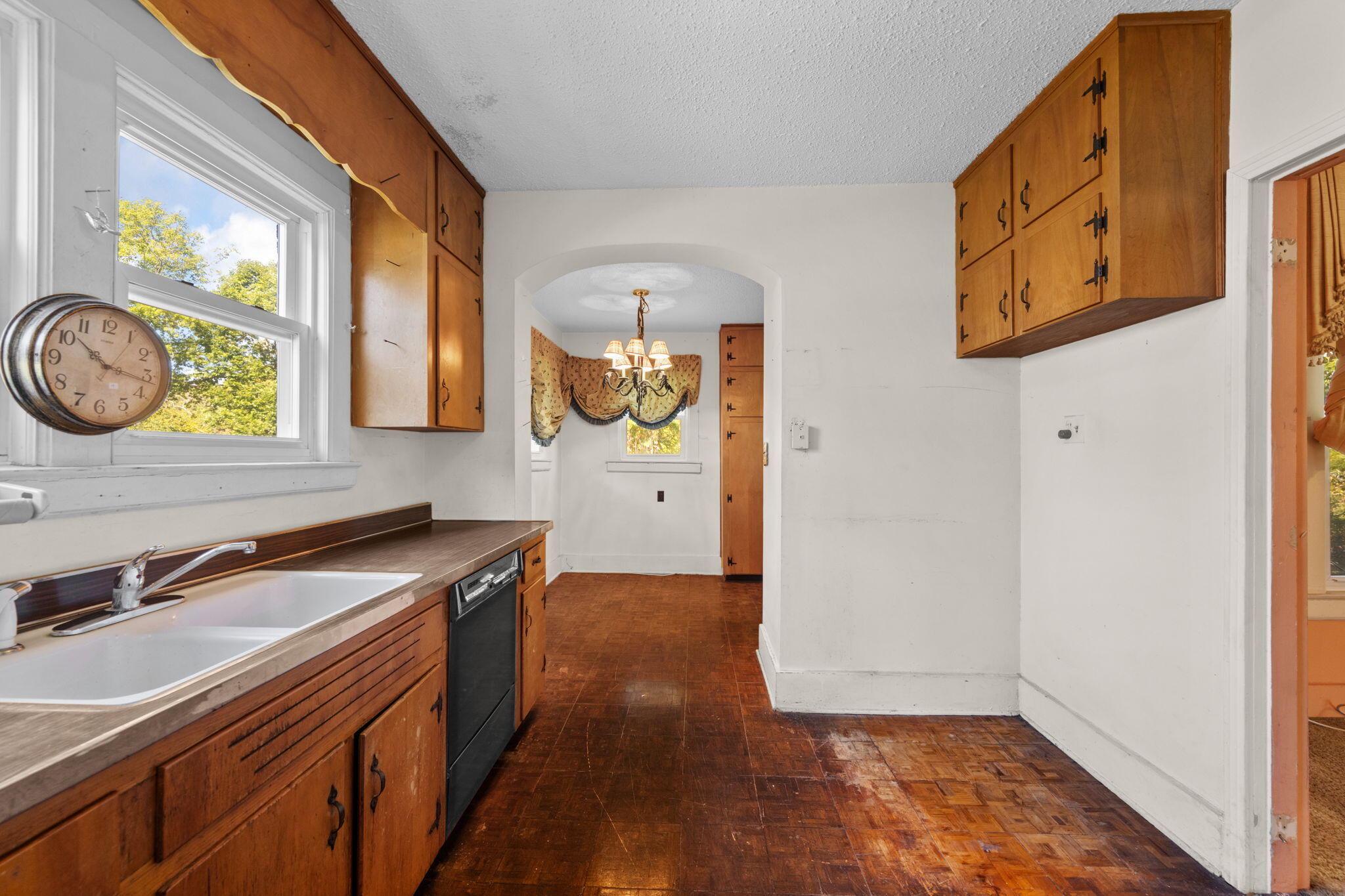 1621 S Rugby Place