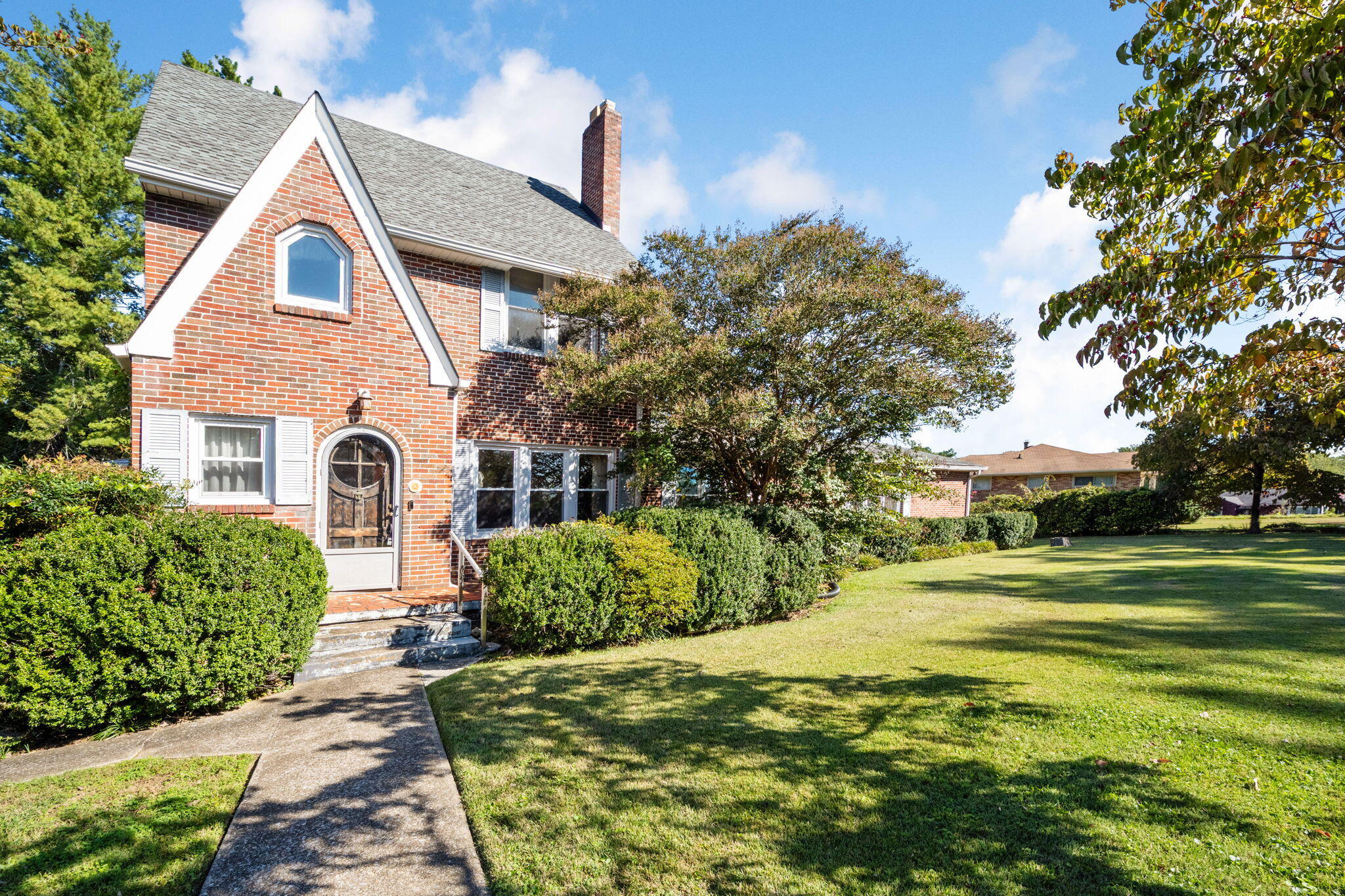 1621 S Rugby Place