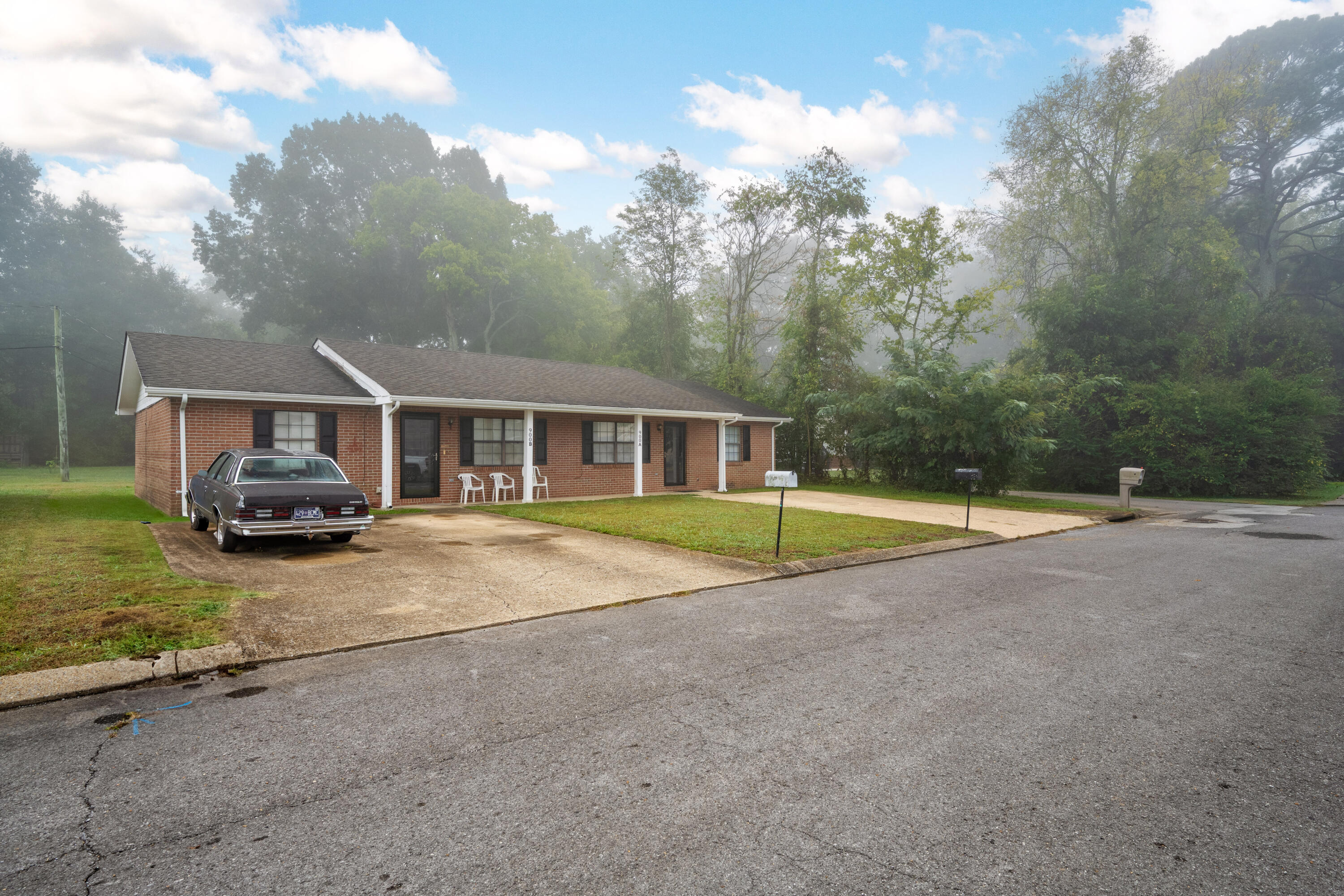 900 Peppermill Road