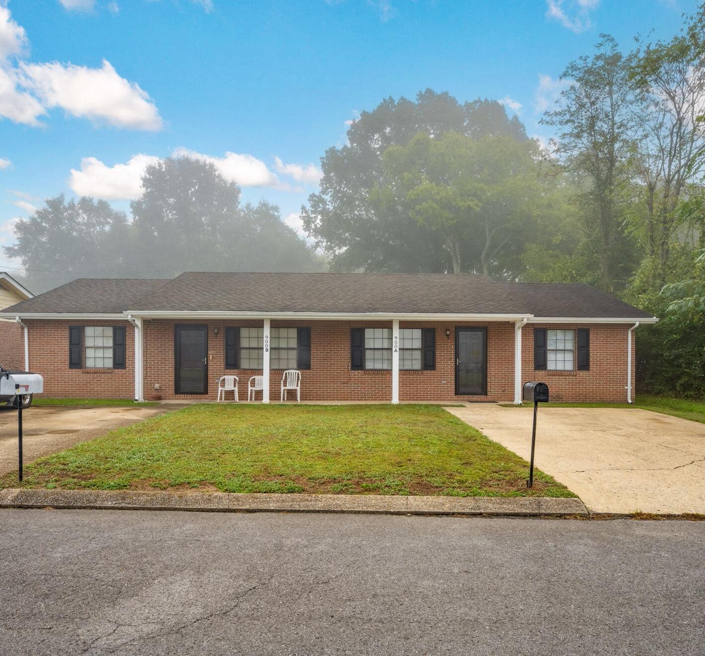 900 Peppermill Road