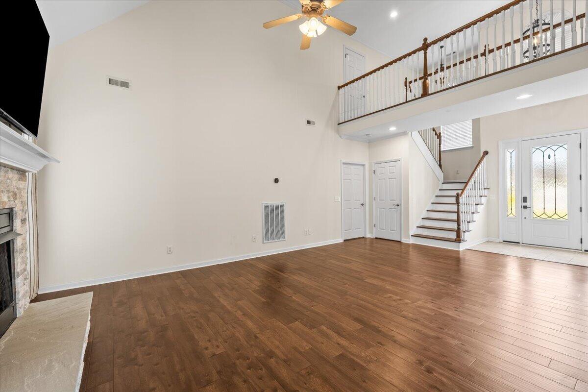 7801 Laurelton Drive