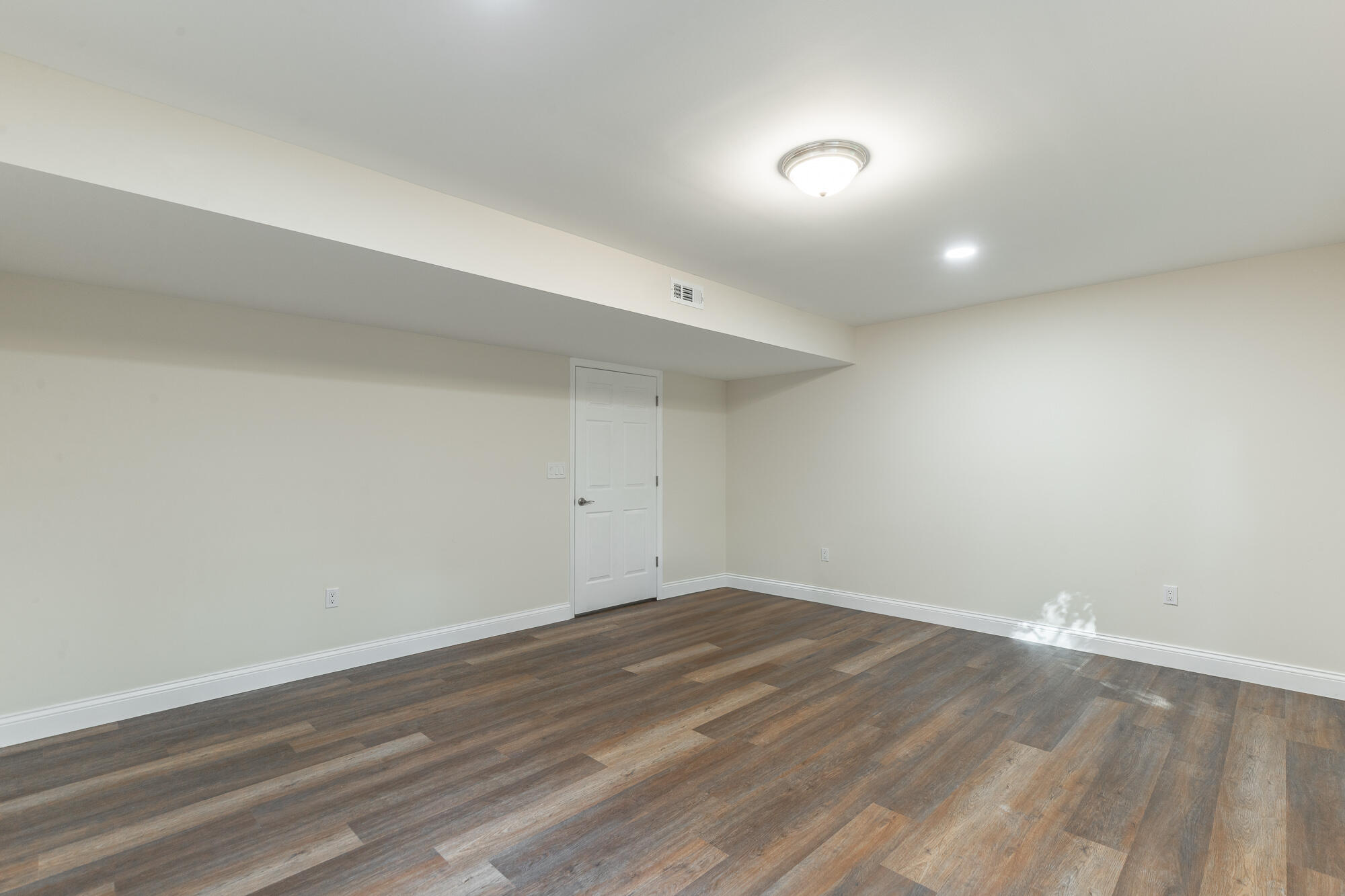 7418 British Road