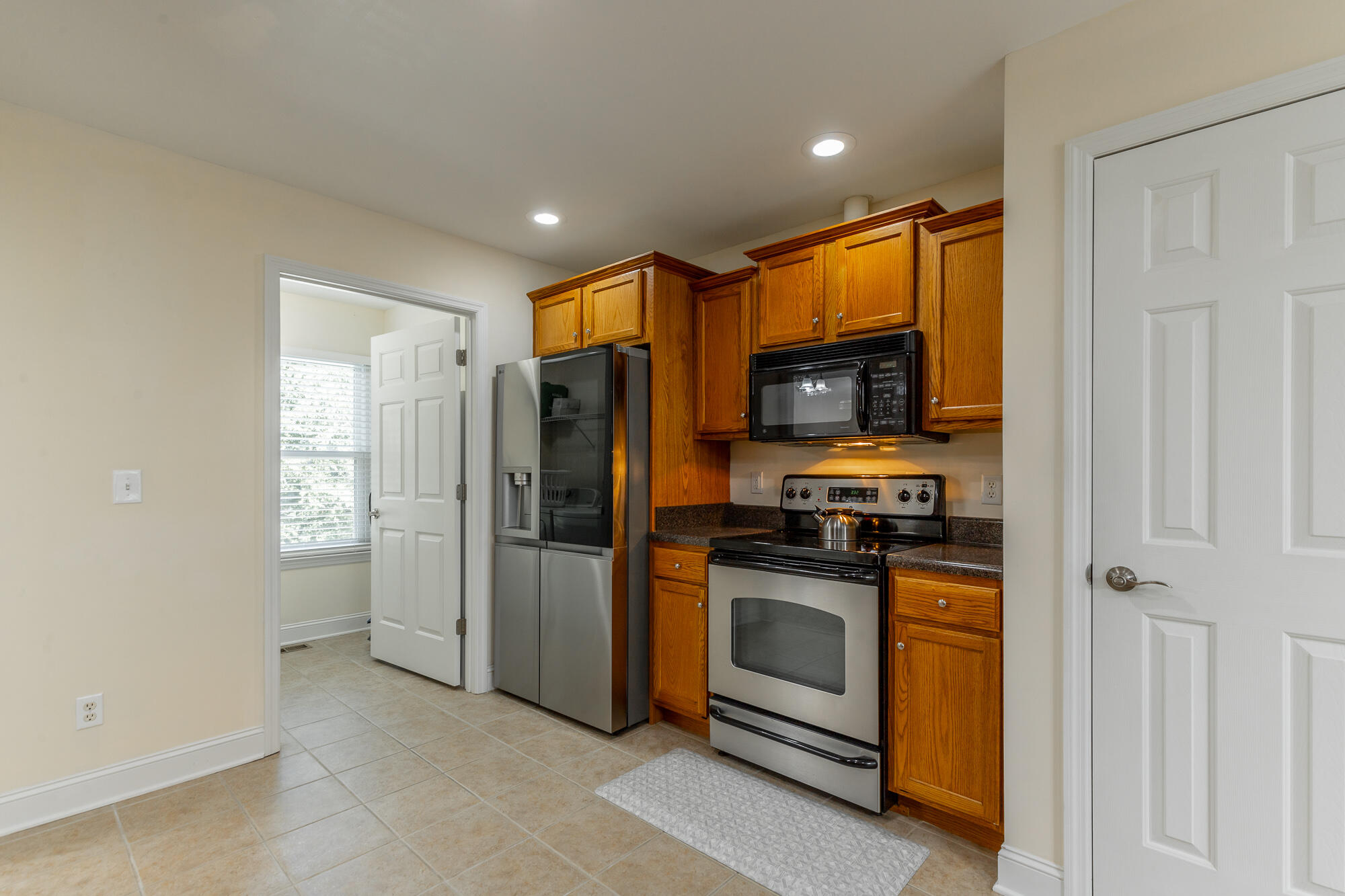 7418 British Road
