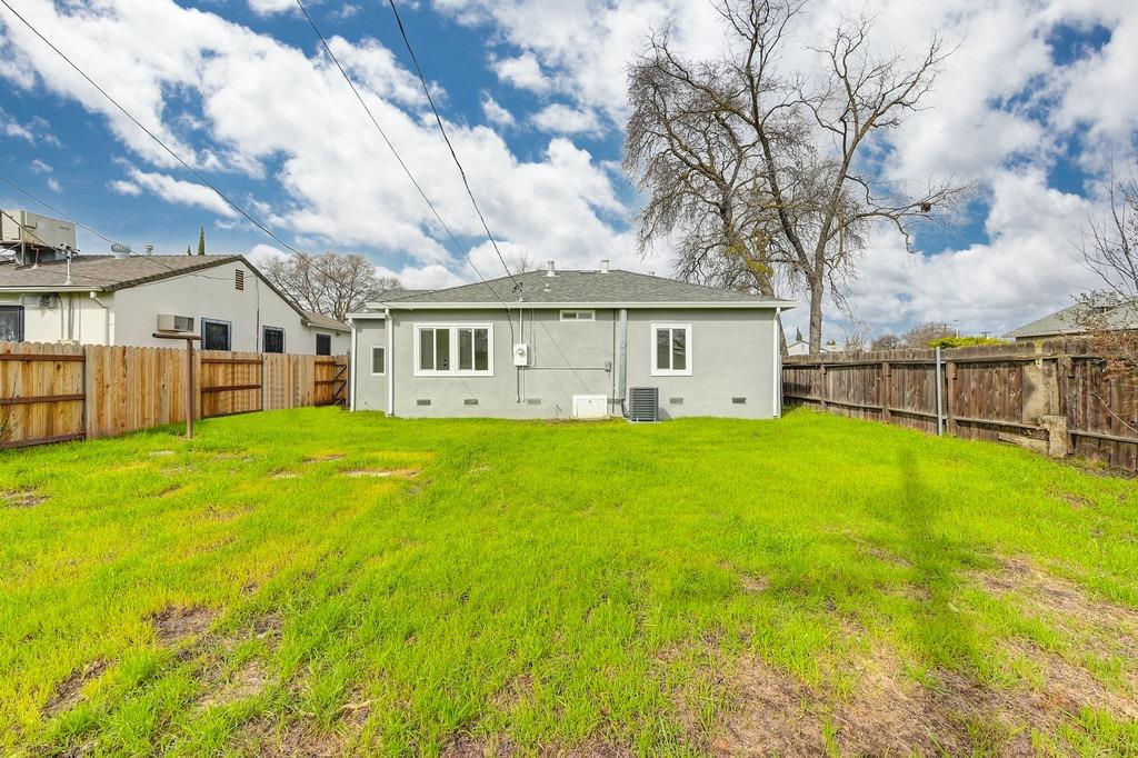 1452 Stoddard Street