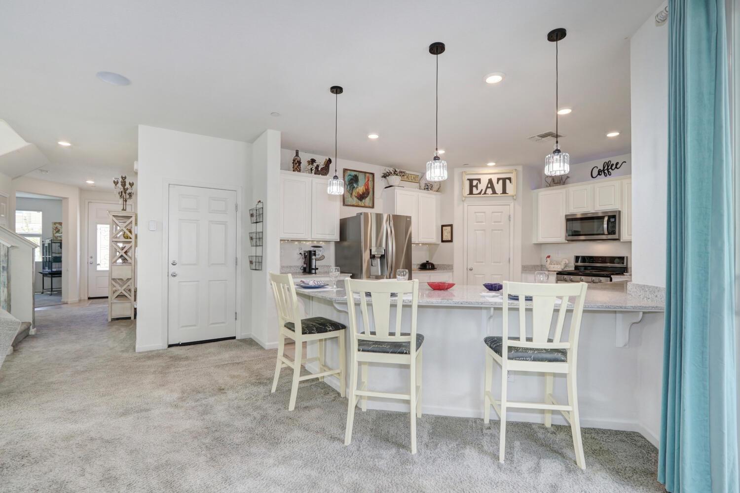 3065 Wading River Way