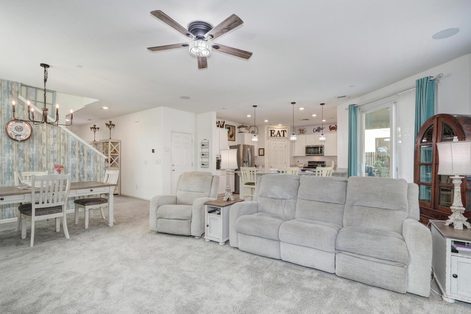 3065 Wading River Way