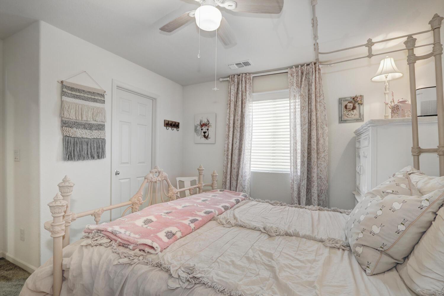 3065 Wading River Way