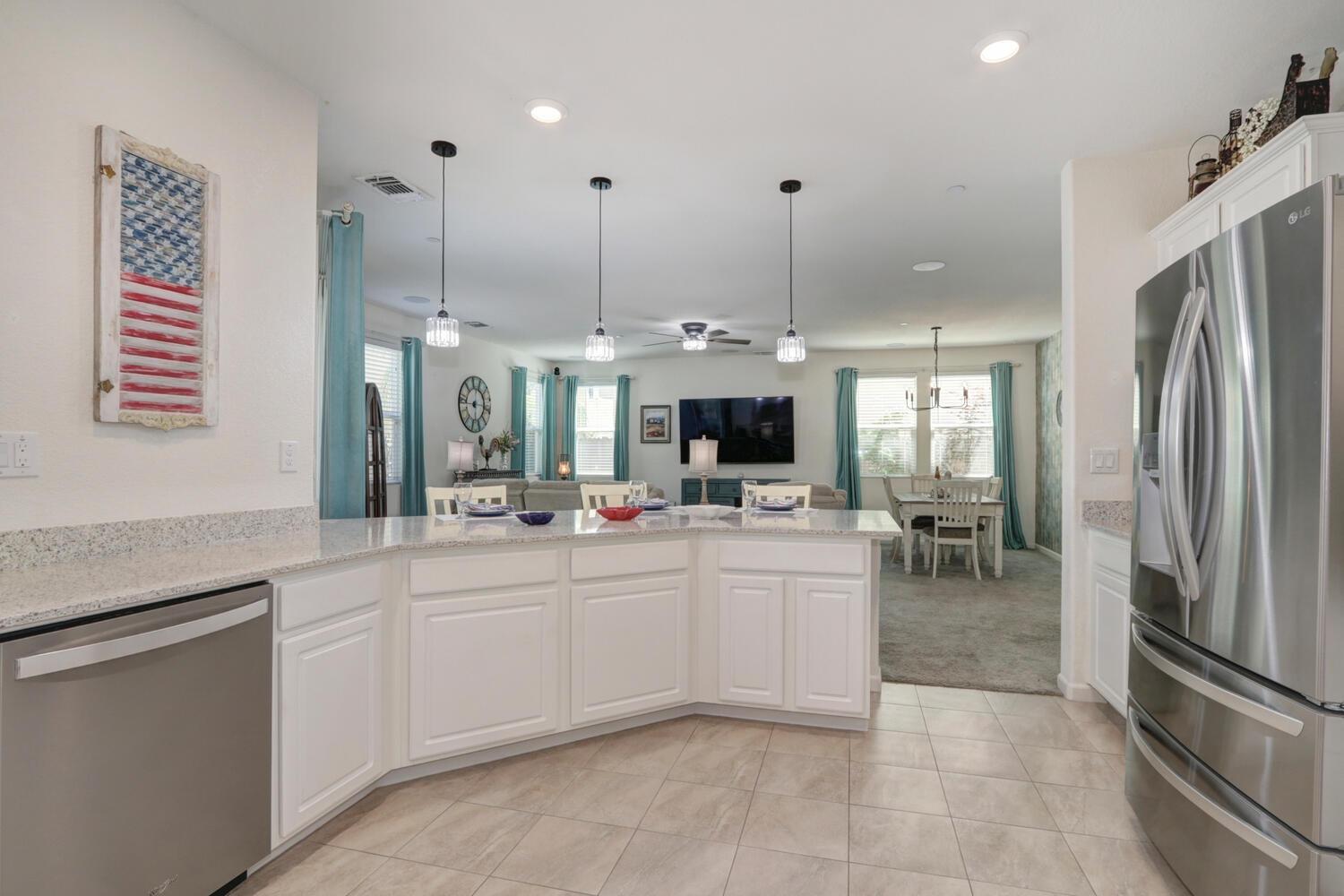 3065 Wading River Way