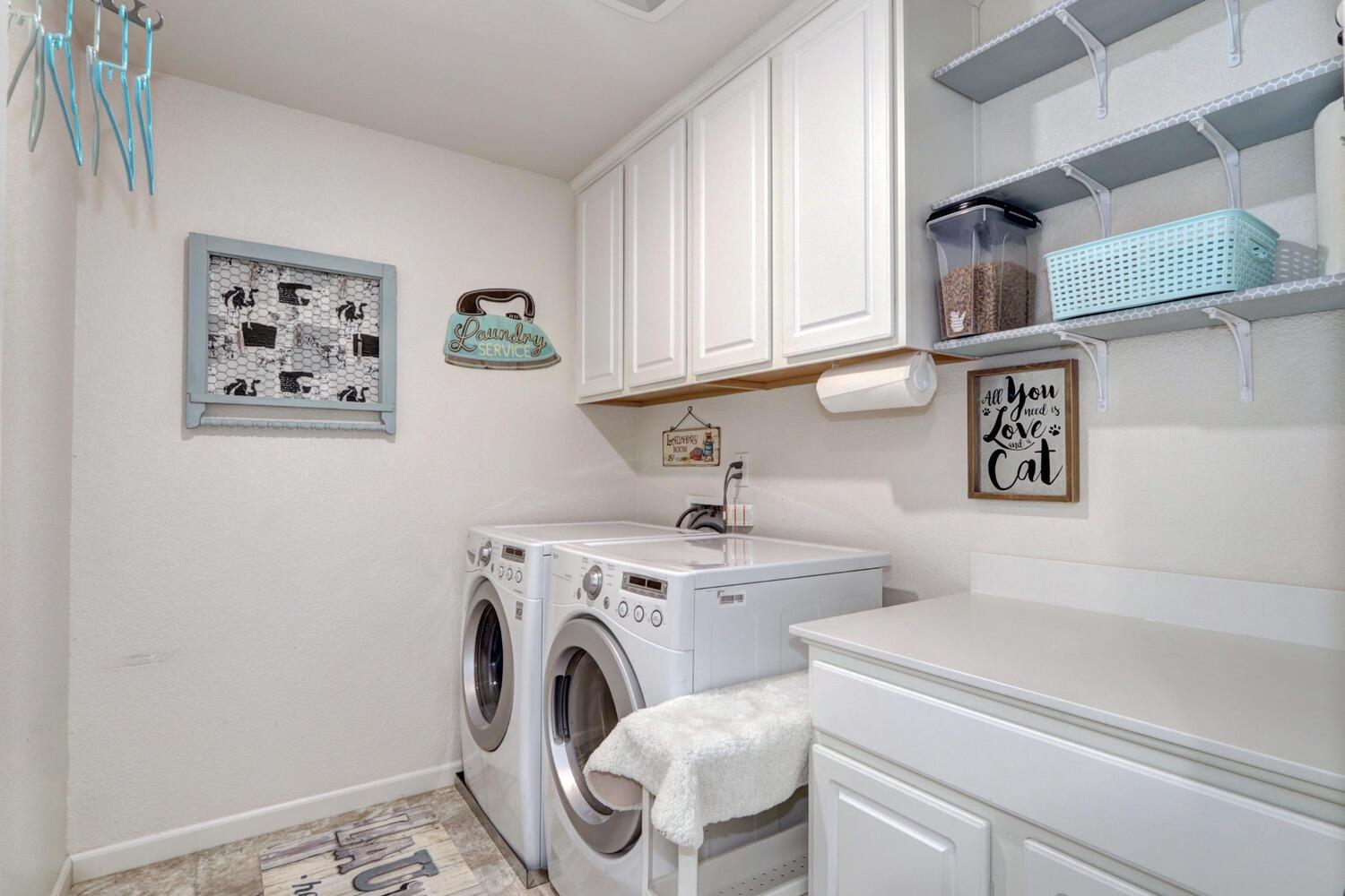 3065 Wading River Way