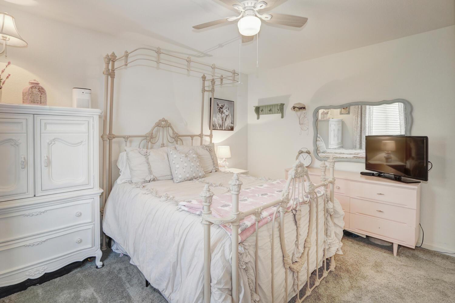 3065 Wading River Way