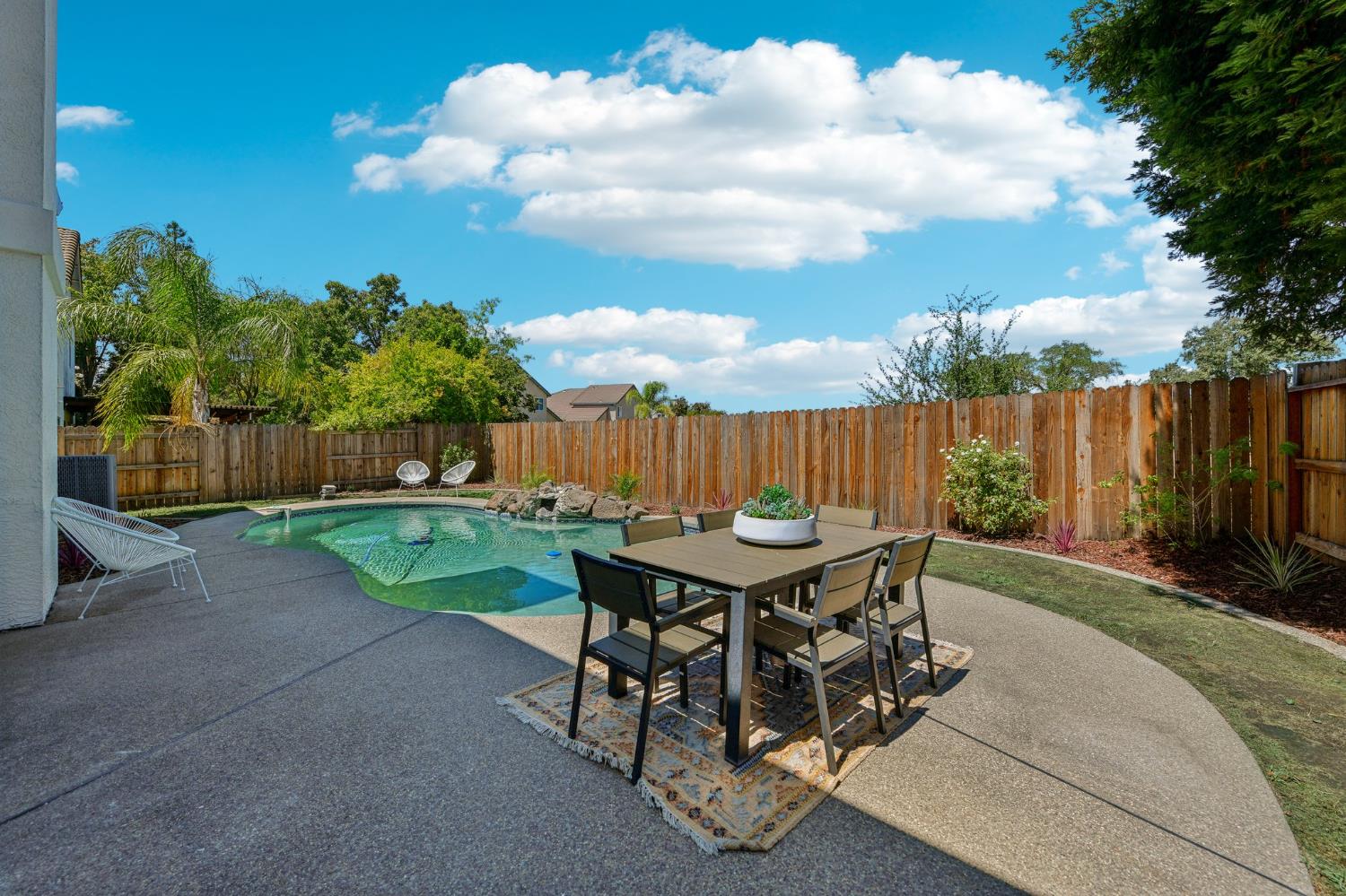 8739 Lockeport Court