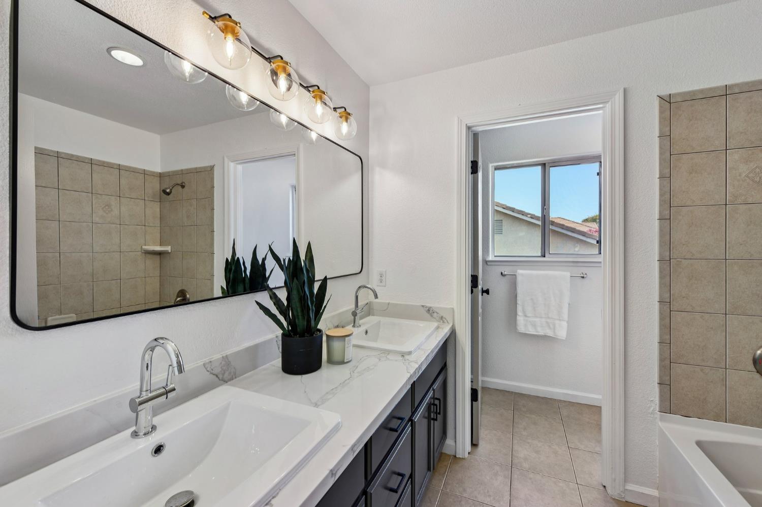 8739 Lockeport Court