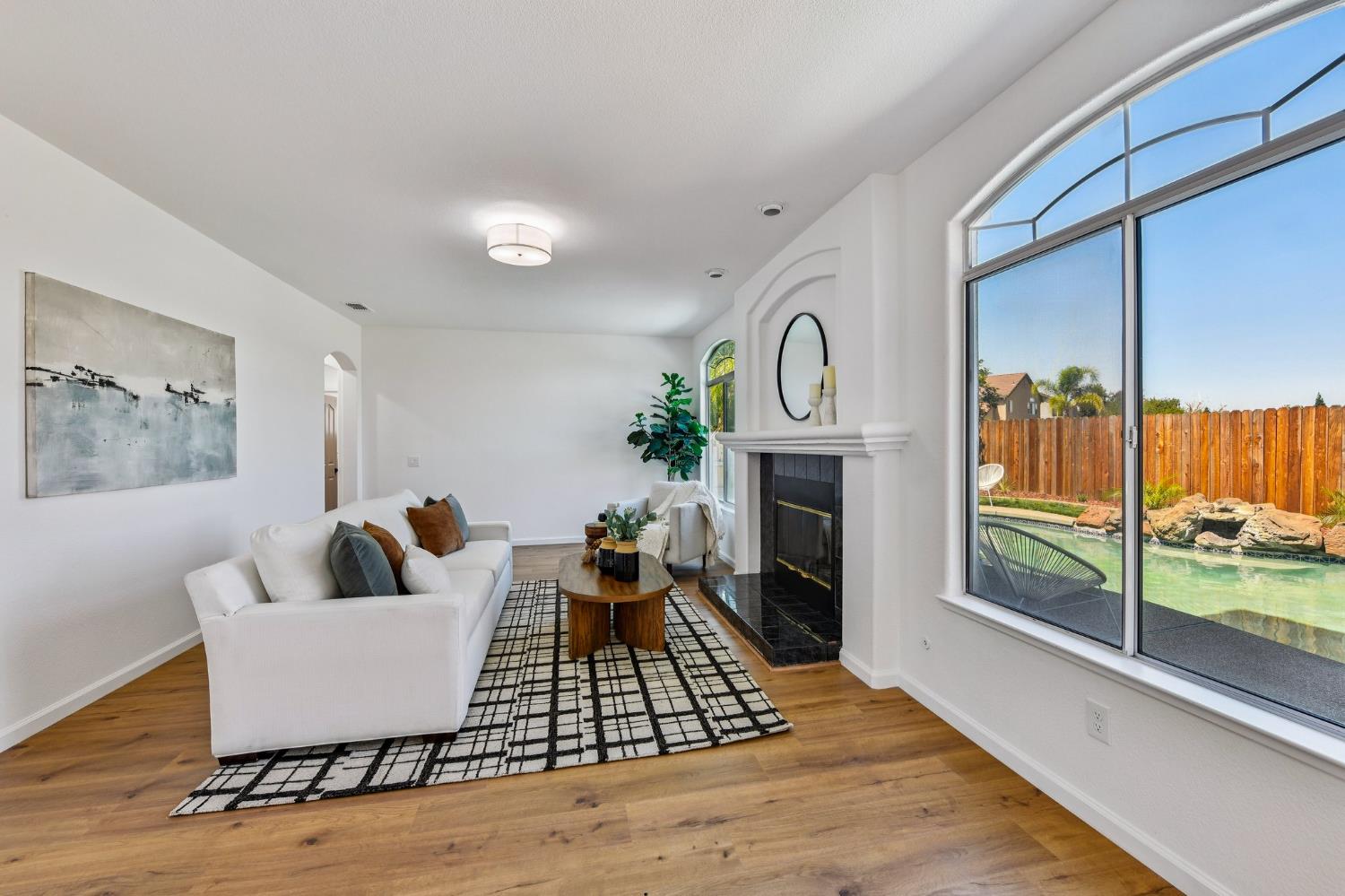 8739 Lockeport Court