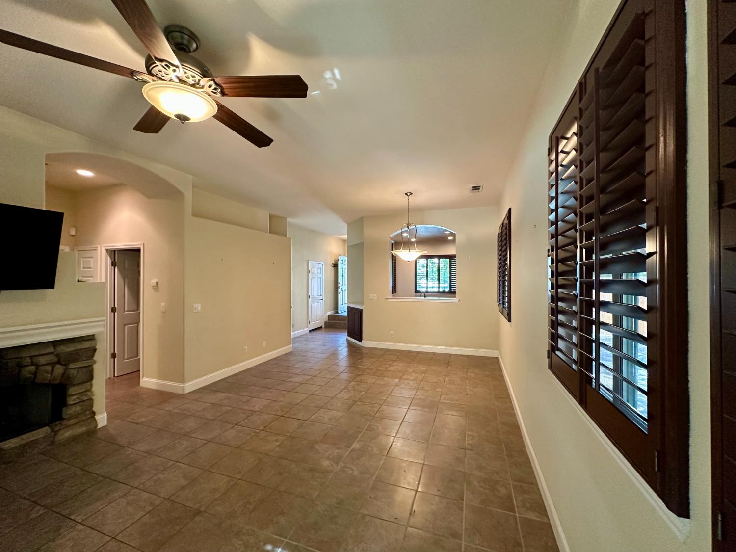5814 Anchor Bay Way