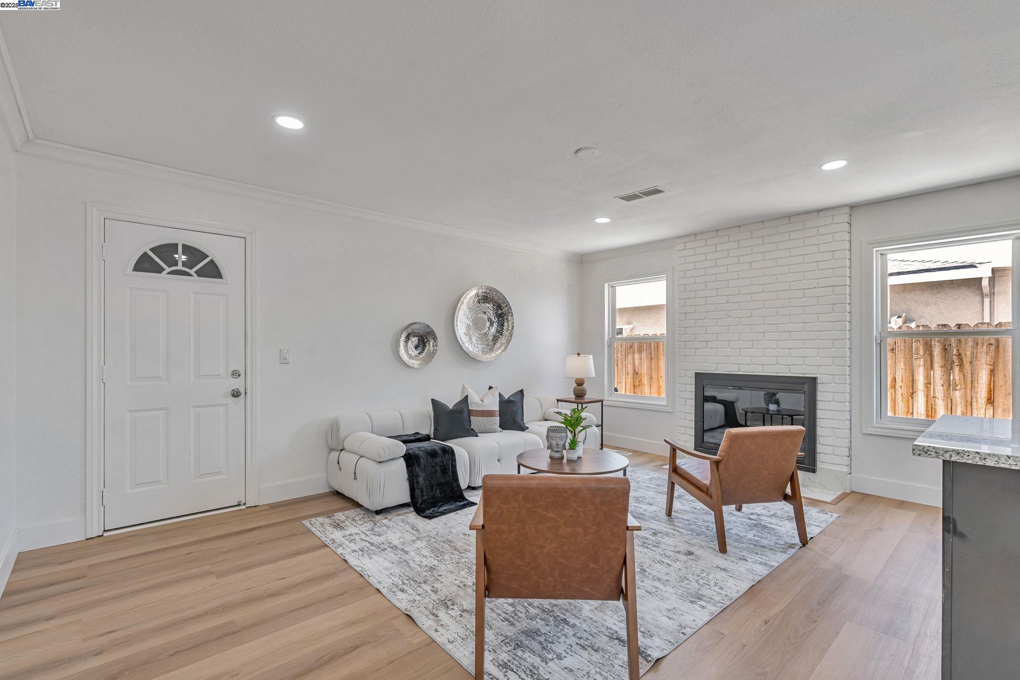 35 Chelsea Way