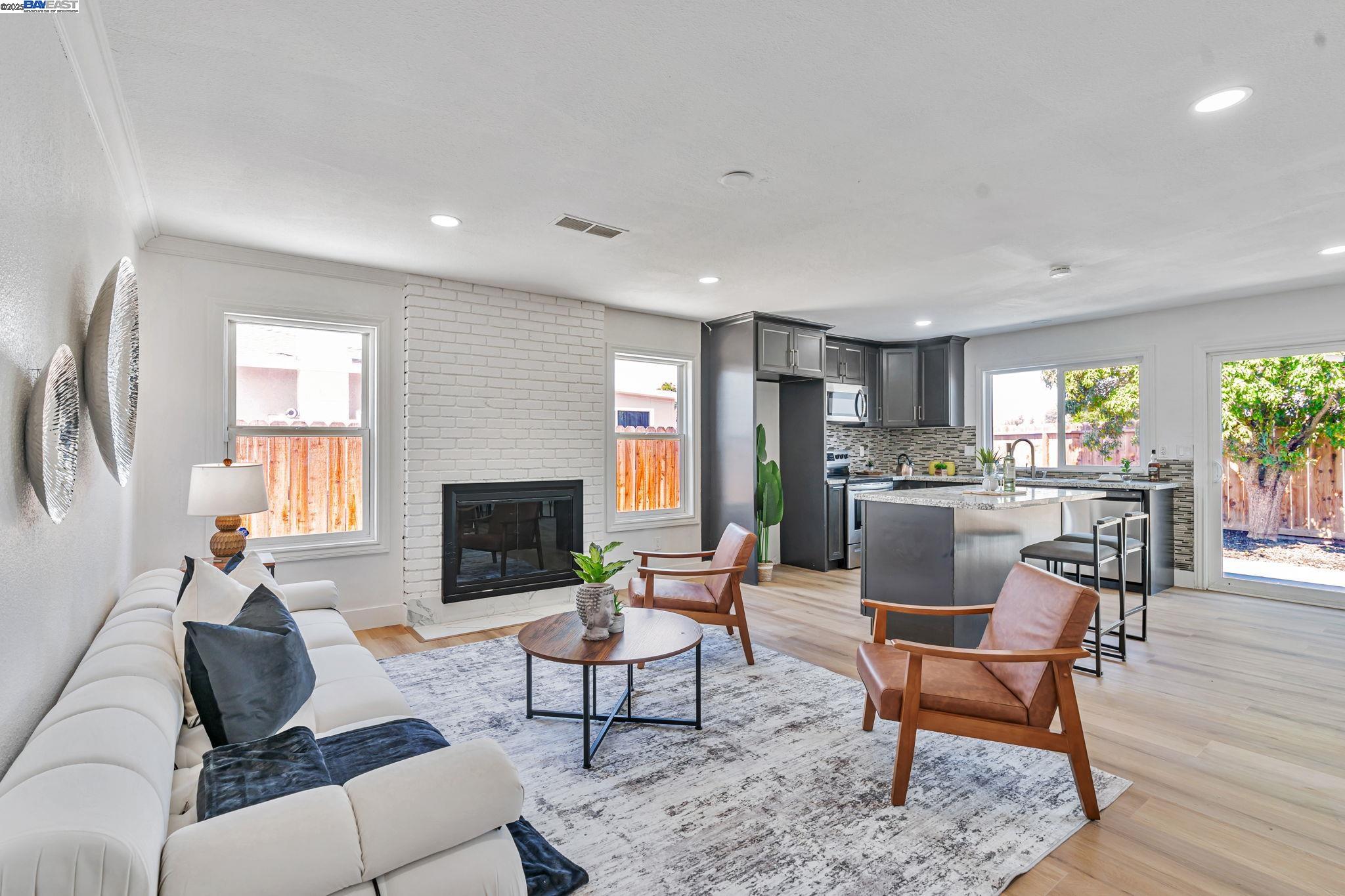 35 Chelsea Way