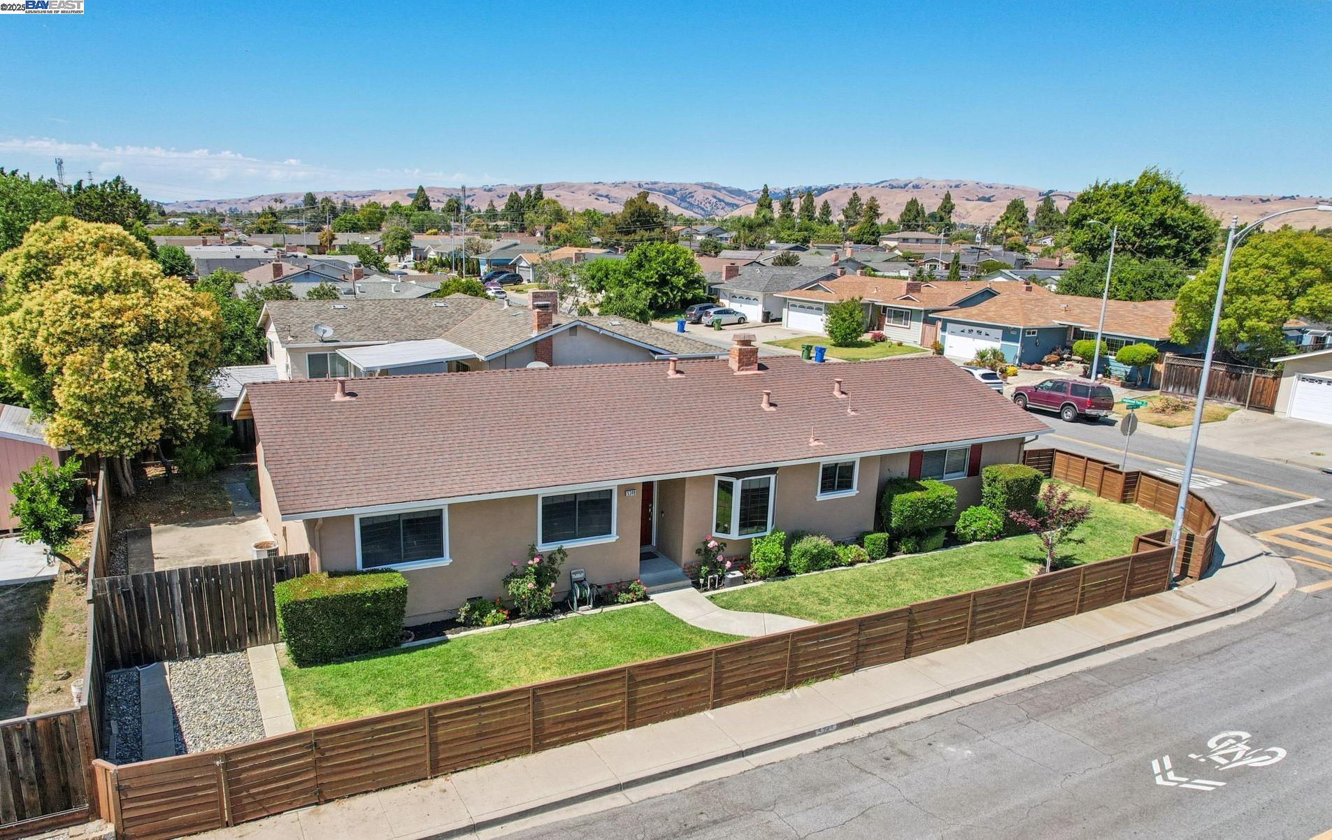 5349 Valpey Park Ave