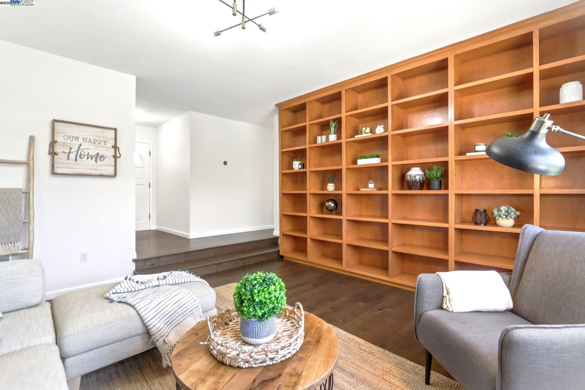 5349 Valpey Park Ave