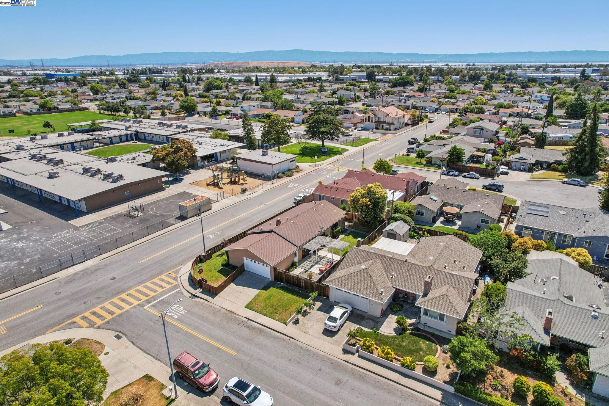 5349 Valpey Park Ave