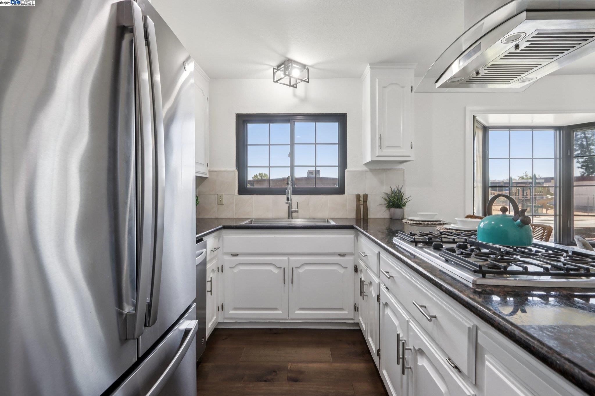 5349 Valpey Park Ave