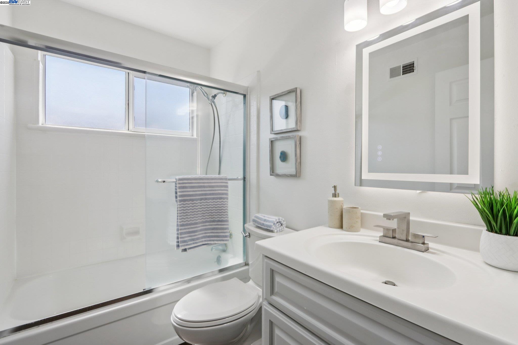 5349 Valpey Park Ave