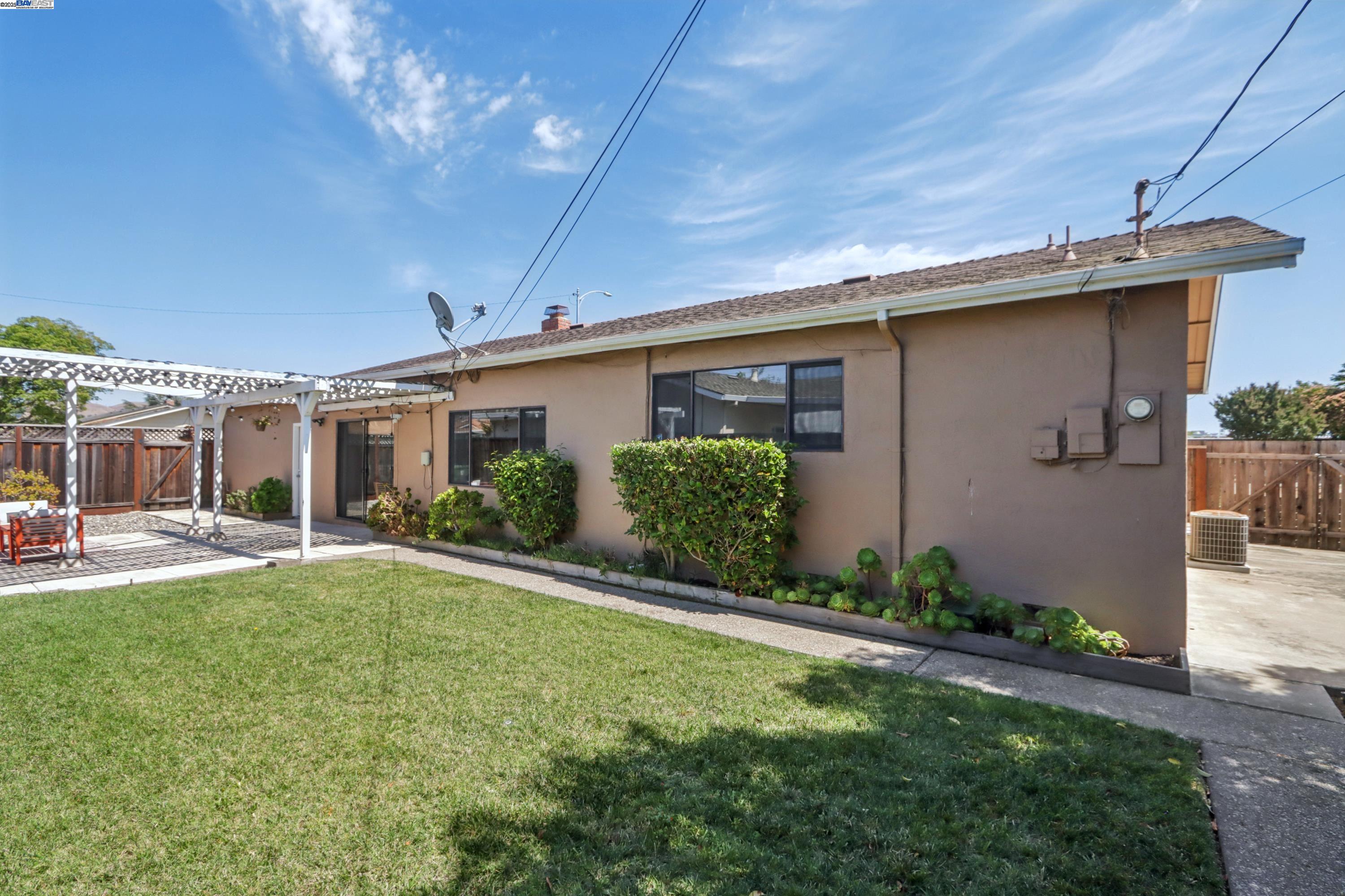 5349 Valpey Park Ave