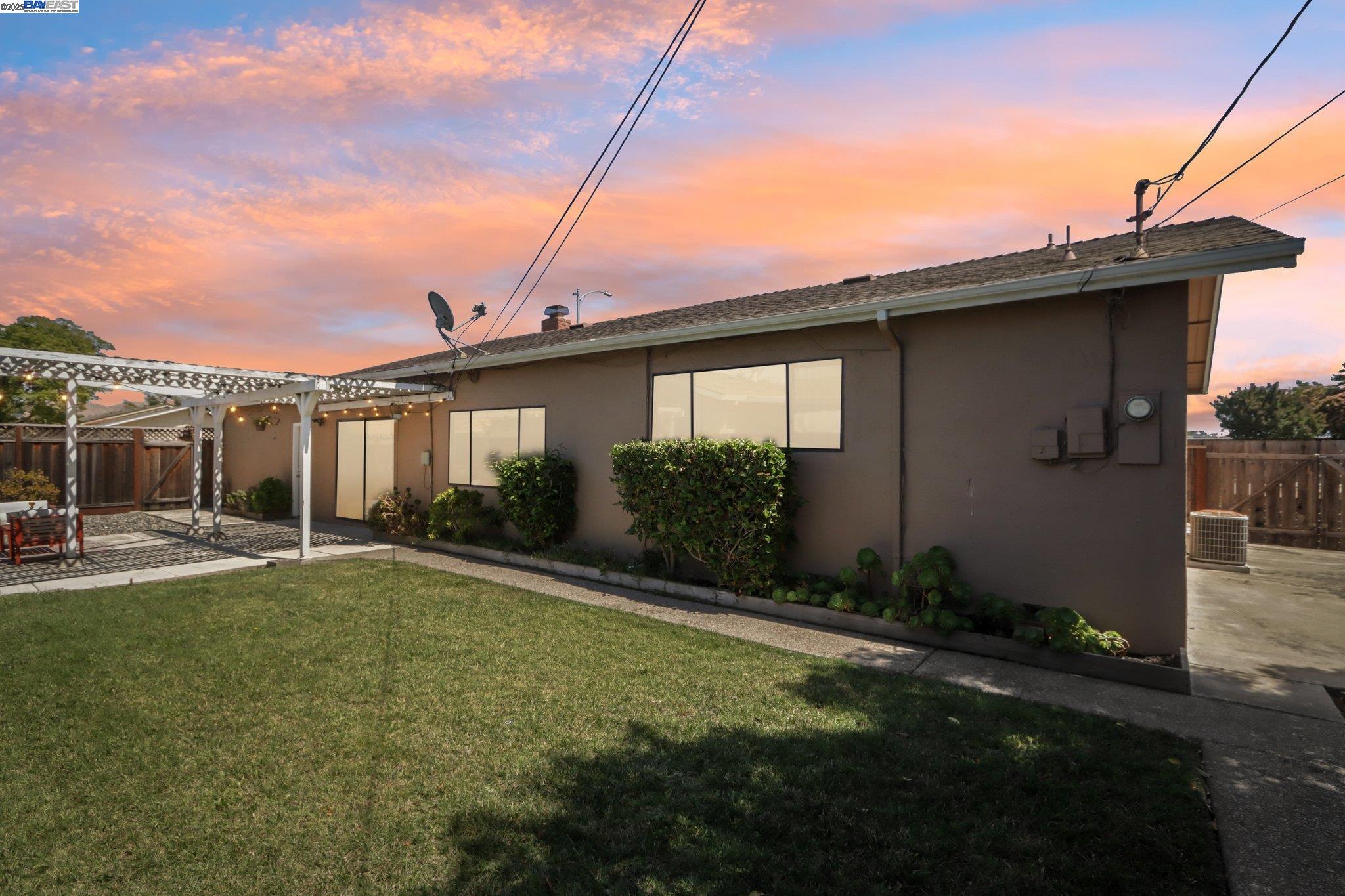 5349 Valpey Park Ave