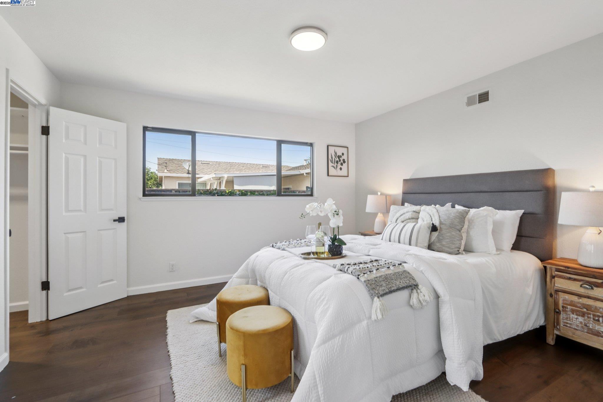 5349 Valpey Park Ave