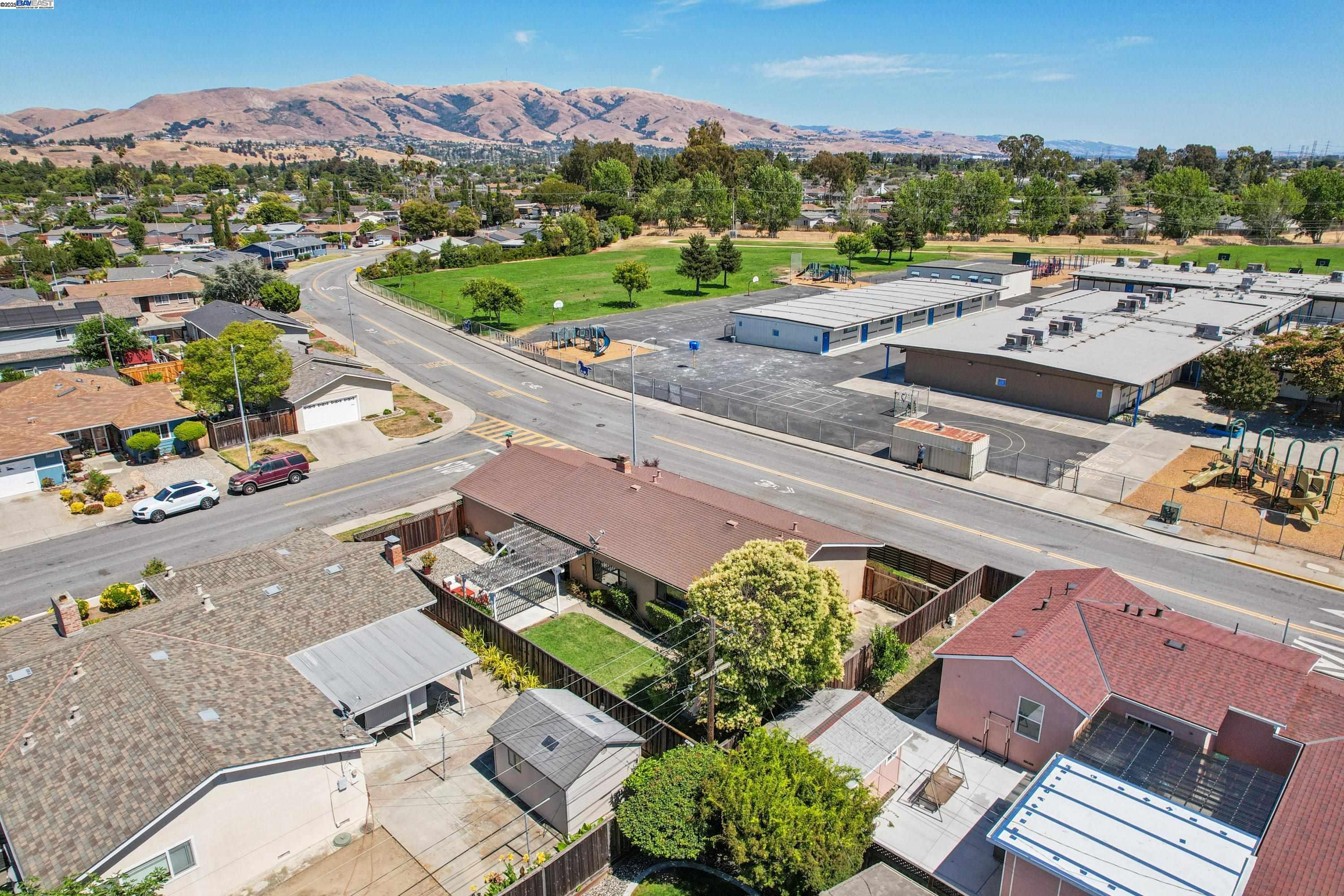 5349 Valpey Park Ave