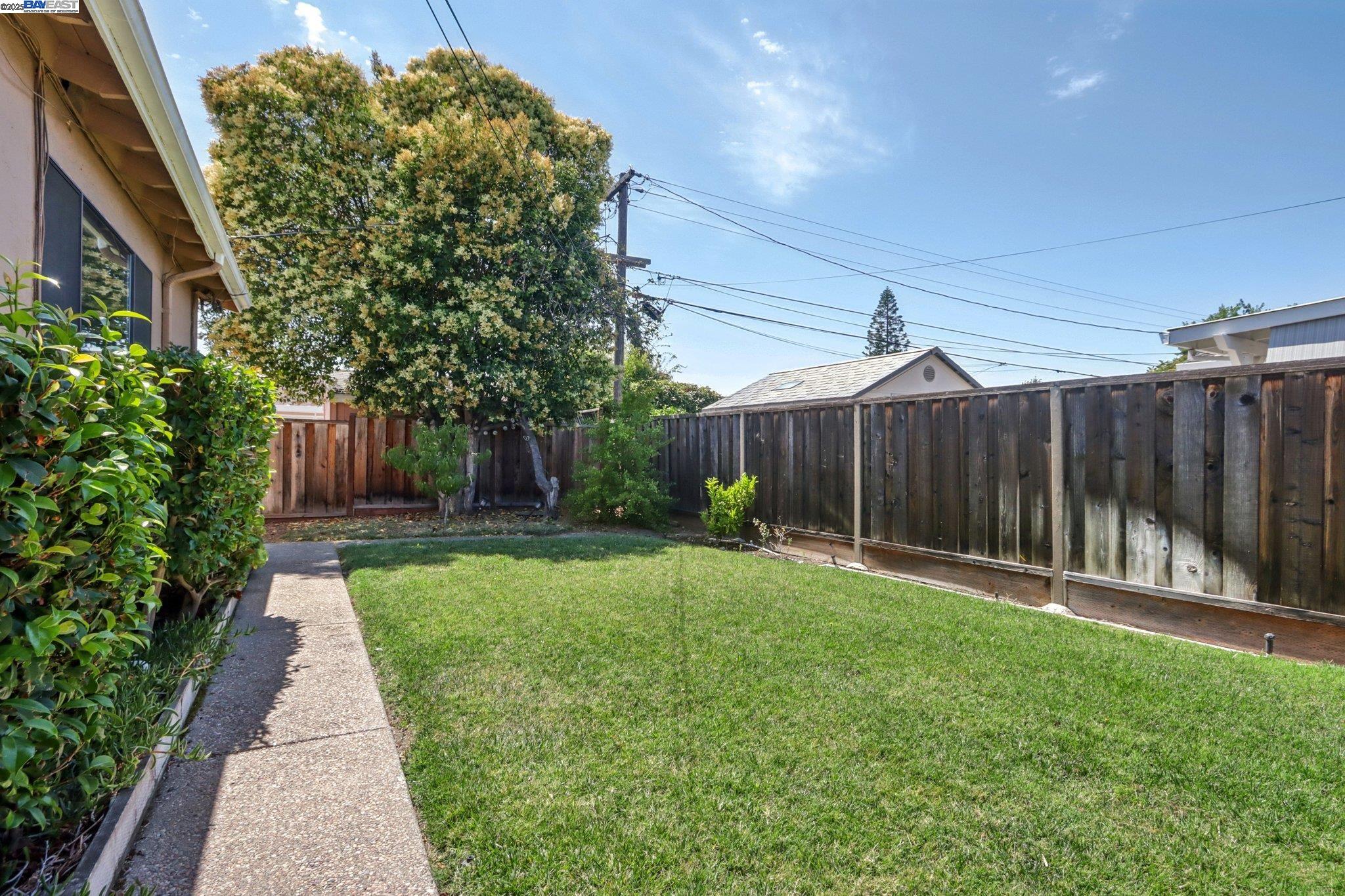 5349 Valpey Park Ave