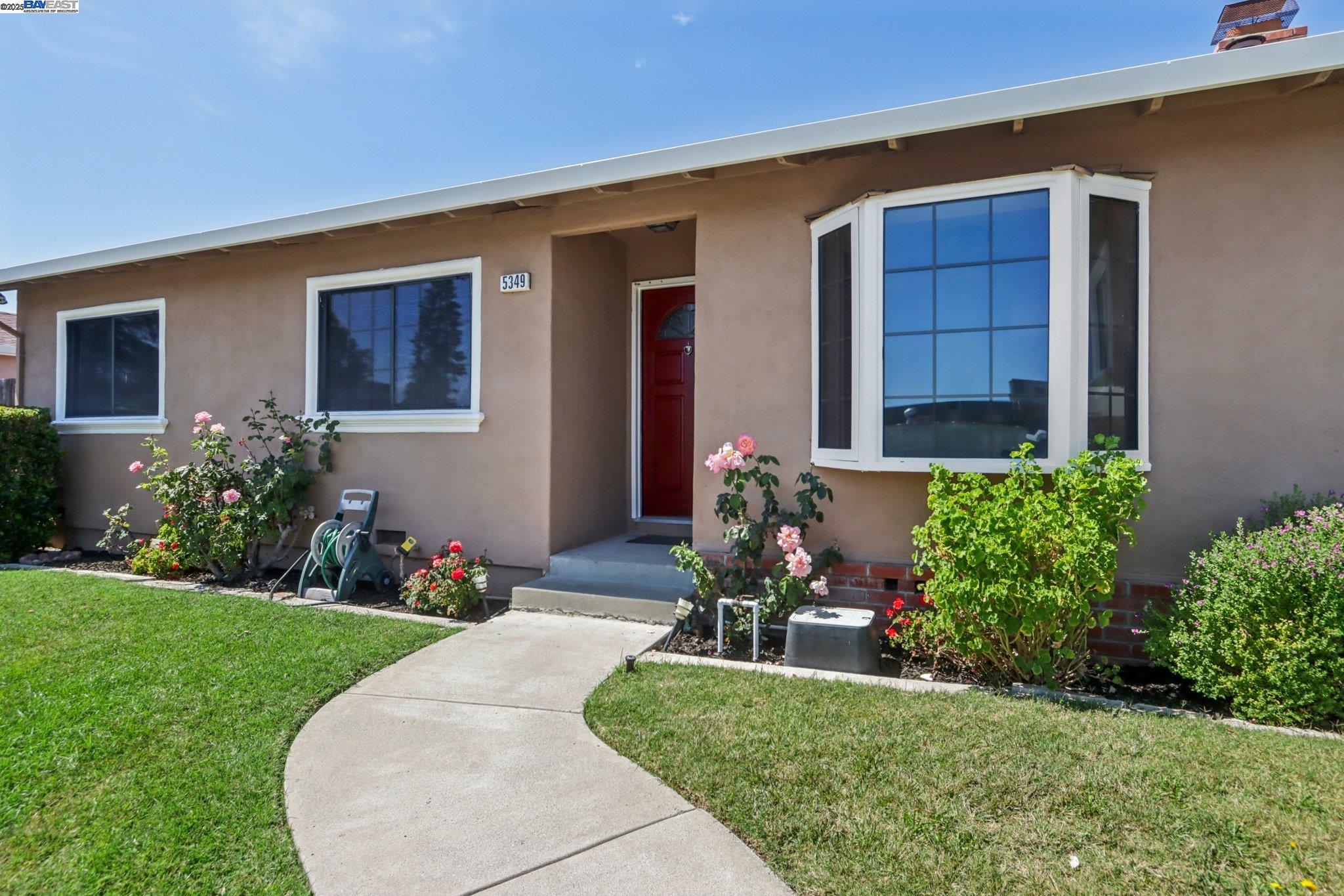 5349 Valpey Park Ave