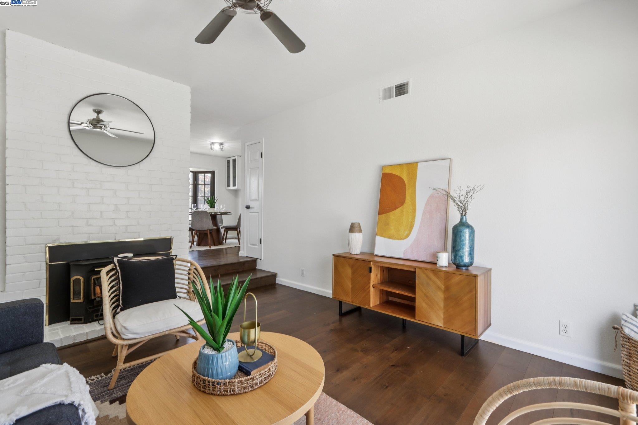 5349 Valpey Park Ave