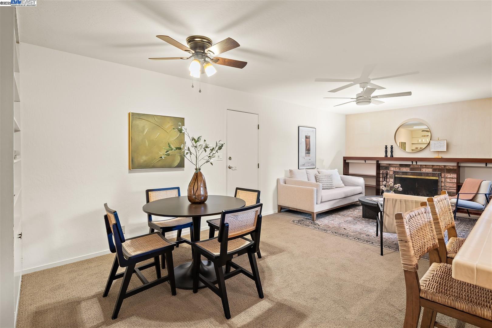 2175 Lariat Ln