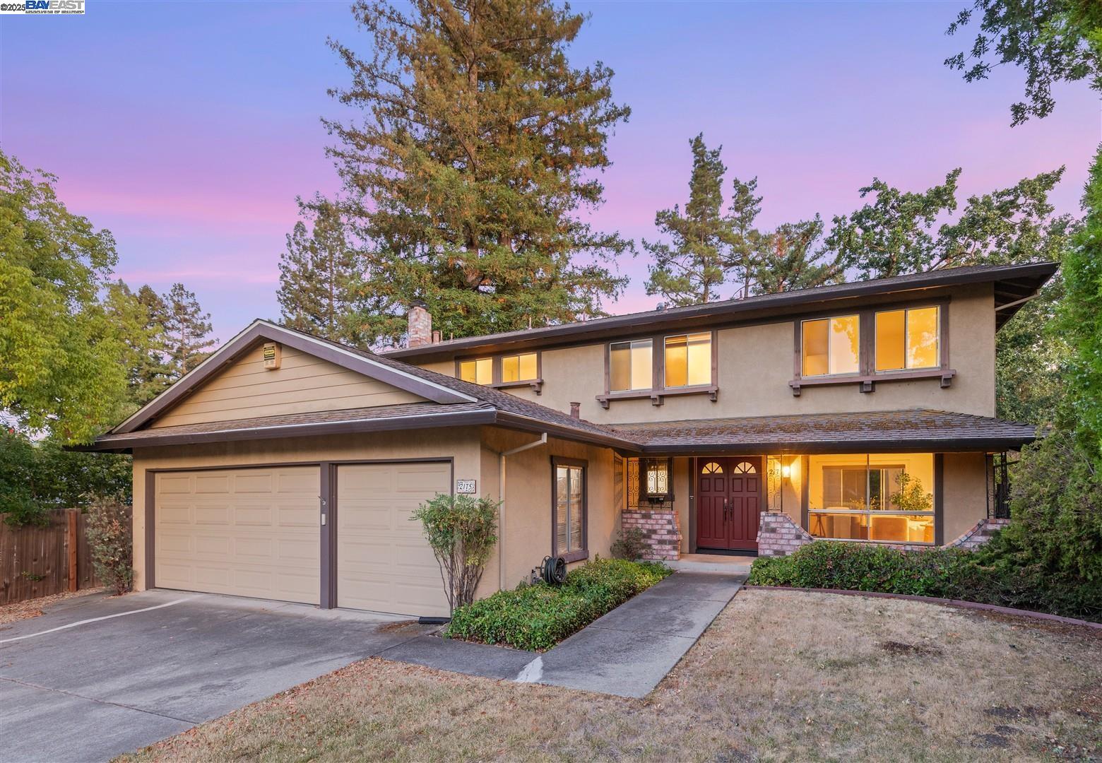 2175 Lariat Ln